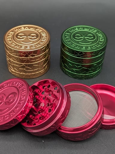 Preview pic of CHEECH GLASS DRAGON SCALE GRINDER 63MM