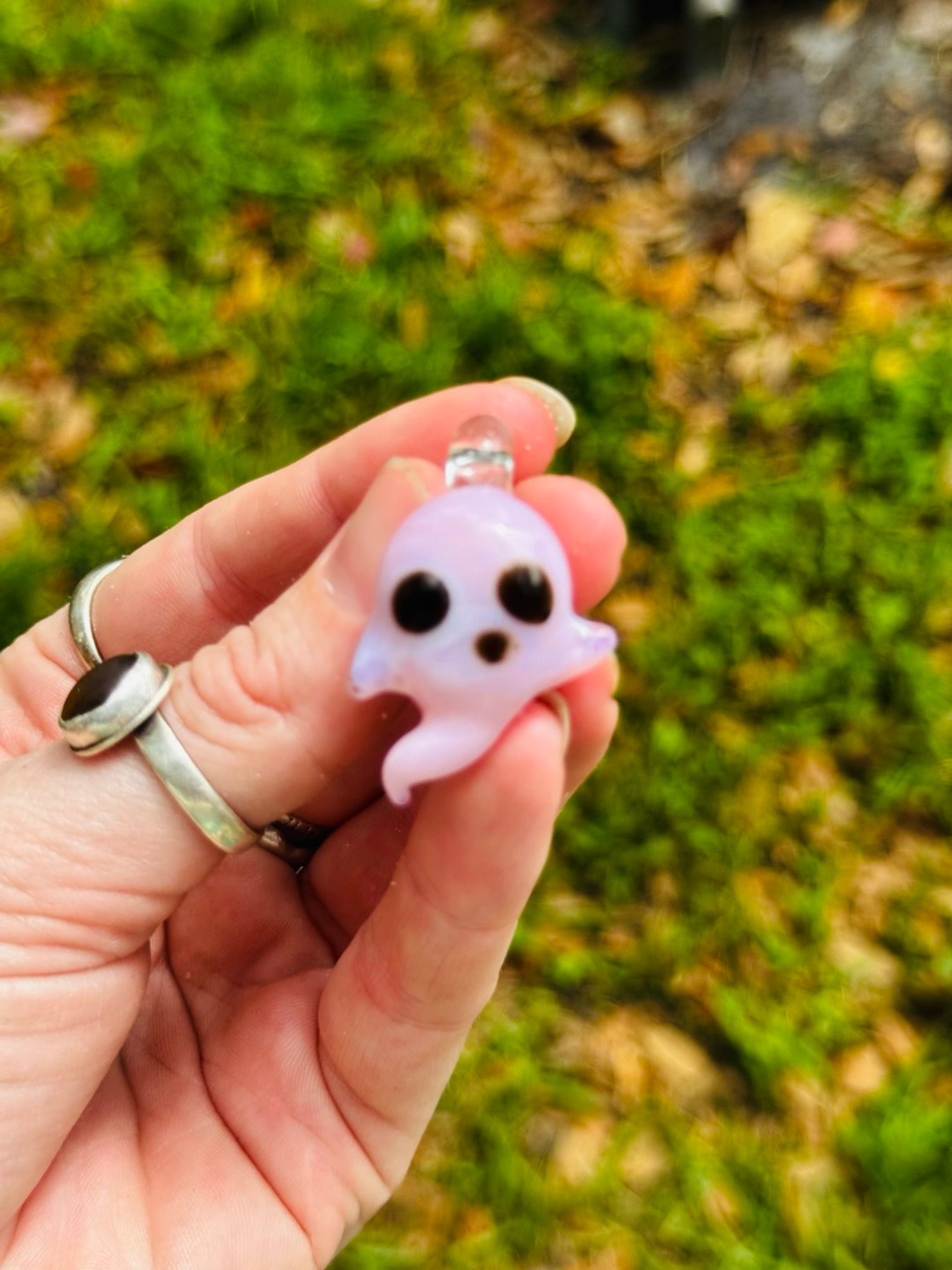 Preview pic of Pink Ghost pendant