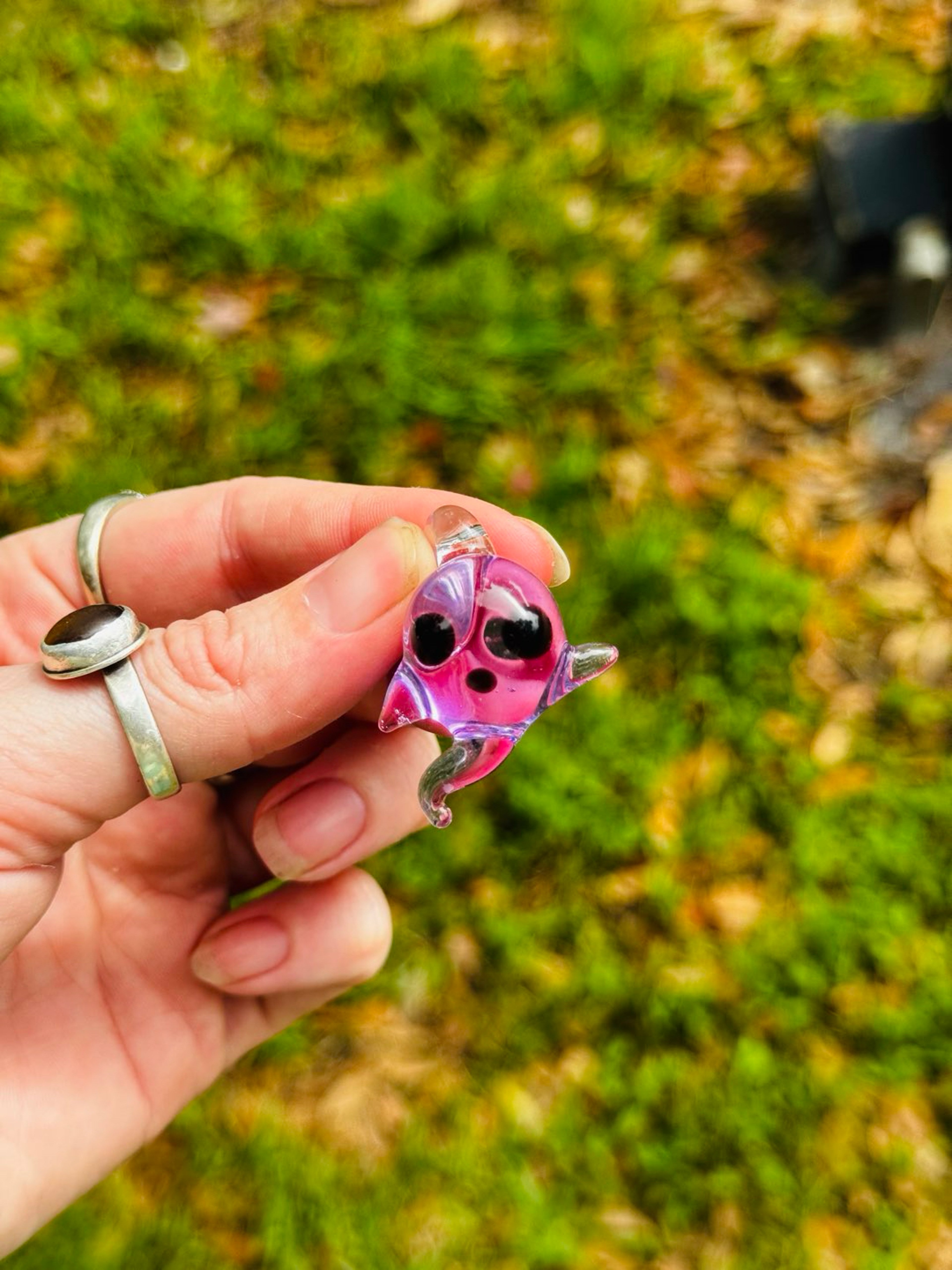 Preview pic of Tsp purple Ghost pendant