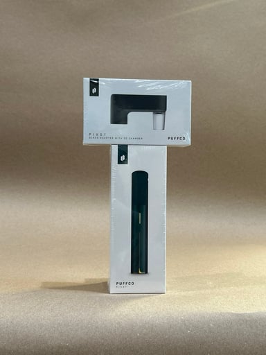 Preview pic of Puffco Pivot Pine Bundle