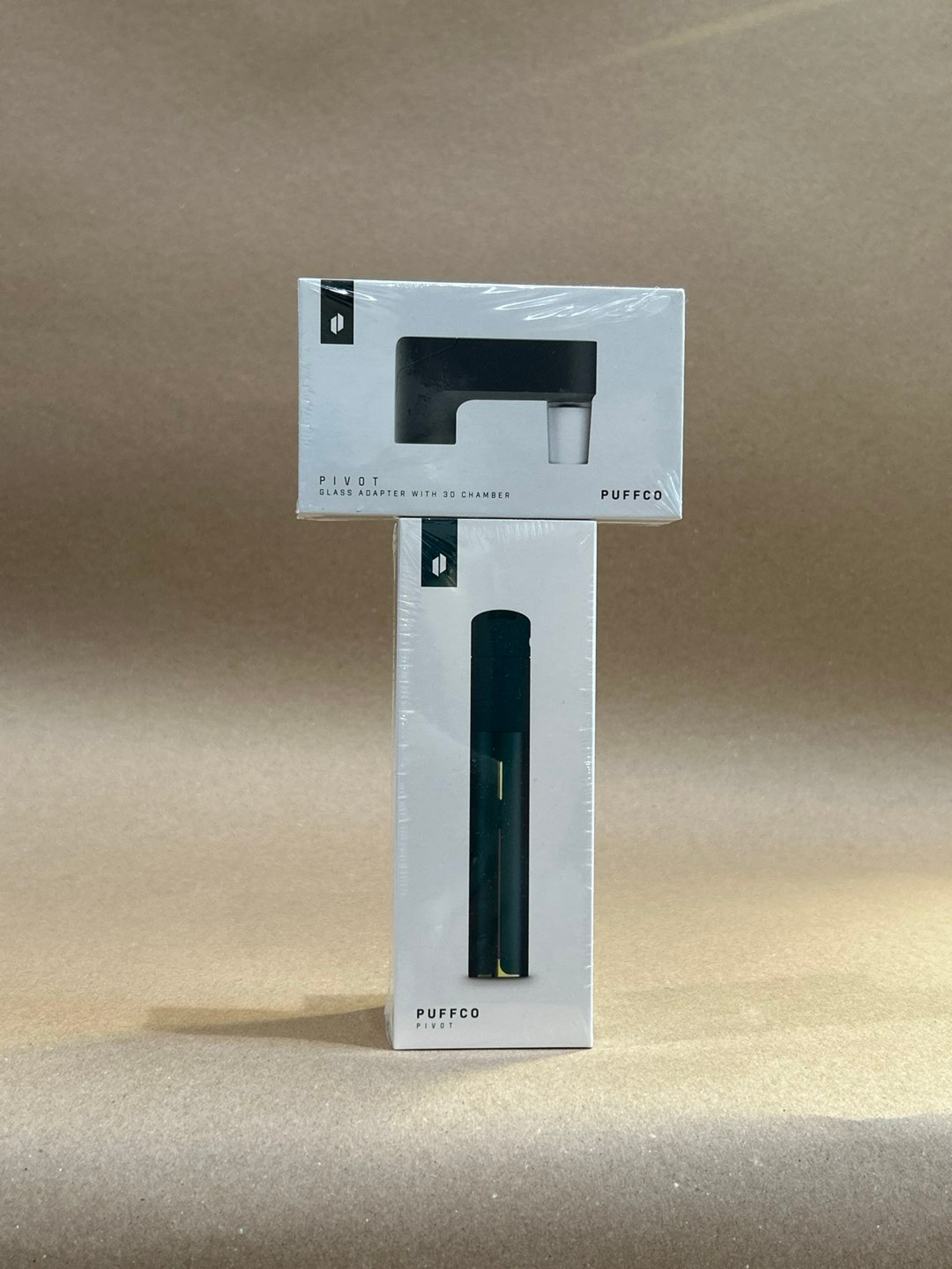 Preview pic of Puffco Pivot Pine Bundle