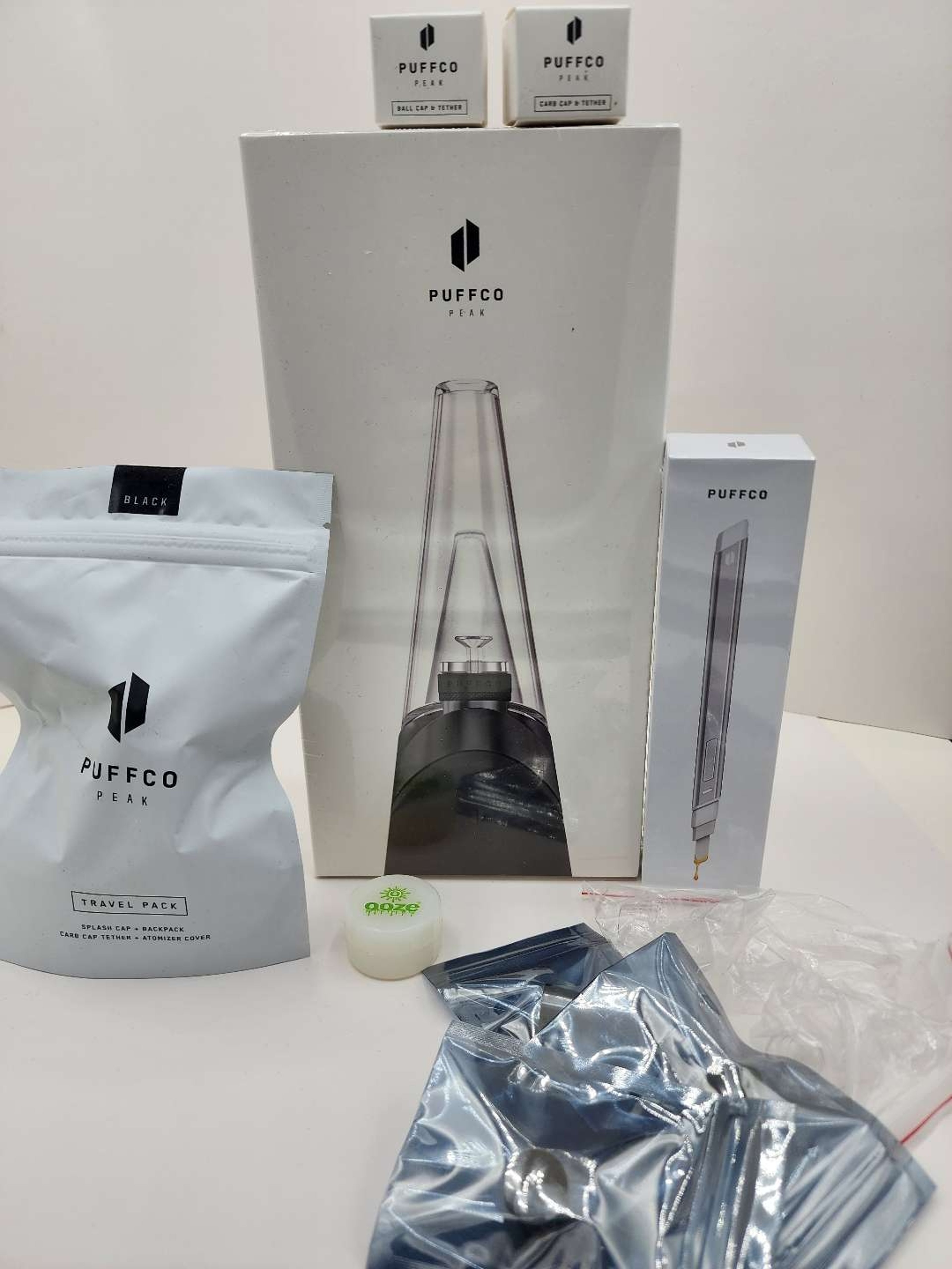 Preview pic of Puffco Peak OG Smart Rig Ultimate Bundle (everything brand new)