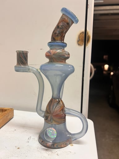 Preview pic of Winston Murdoch collab with chow glass single uptake recycler