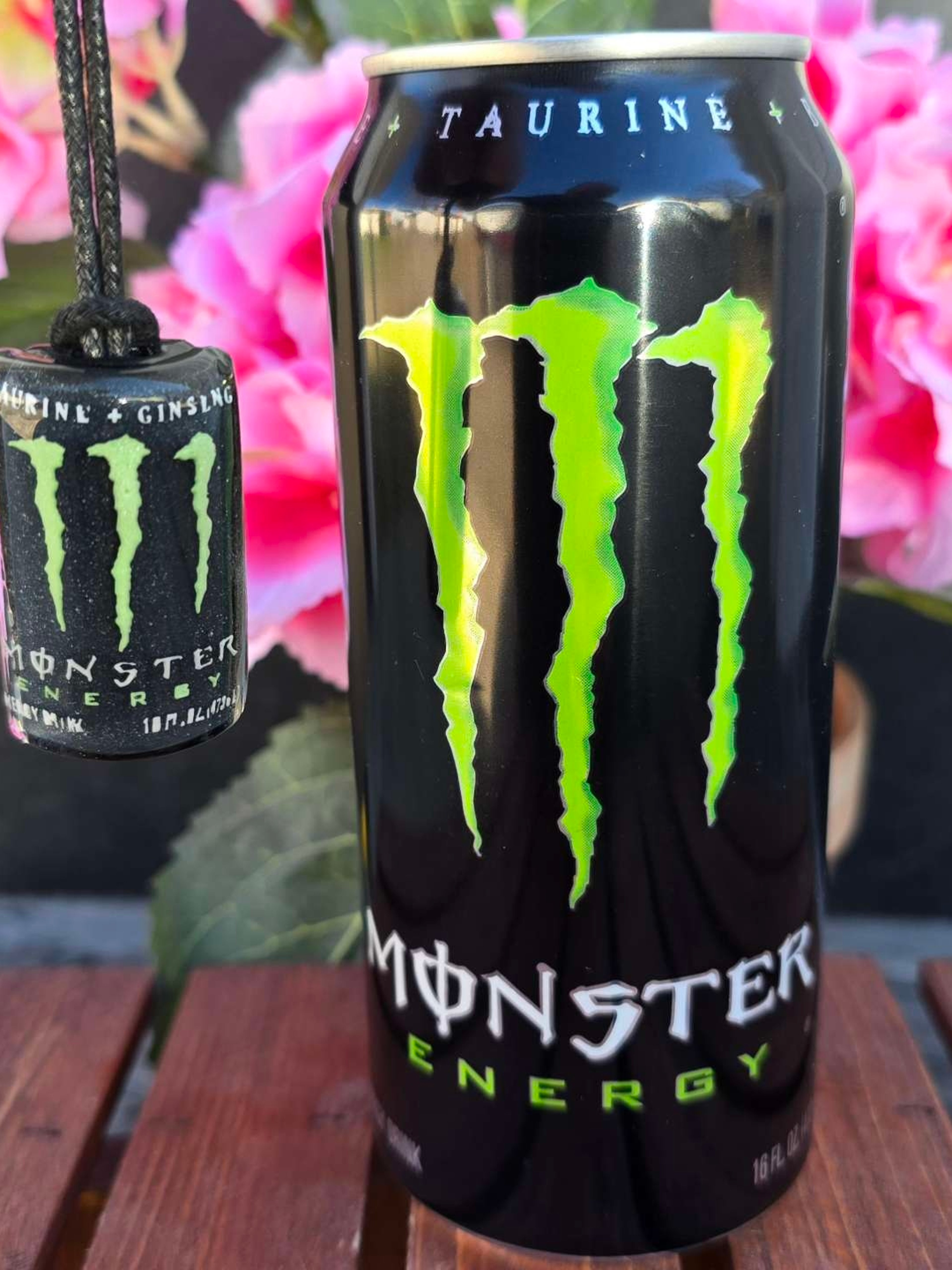 Preview pic of Prototype Monster Energy Glow UV Pendant
