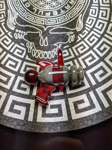 Preview pic of Ray Gun Pendant