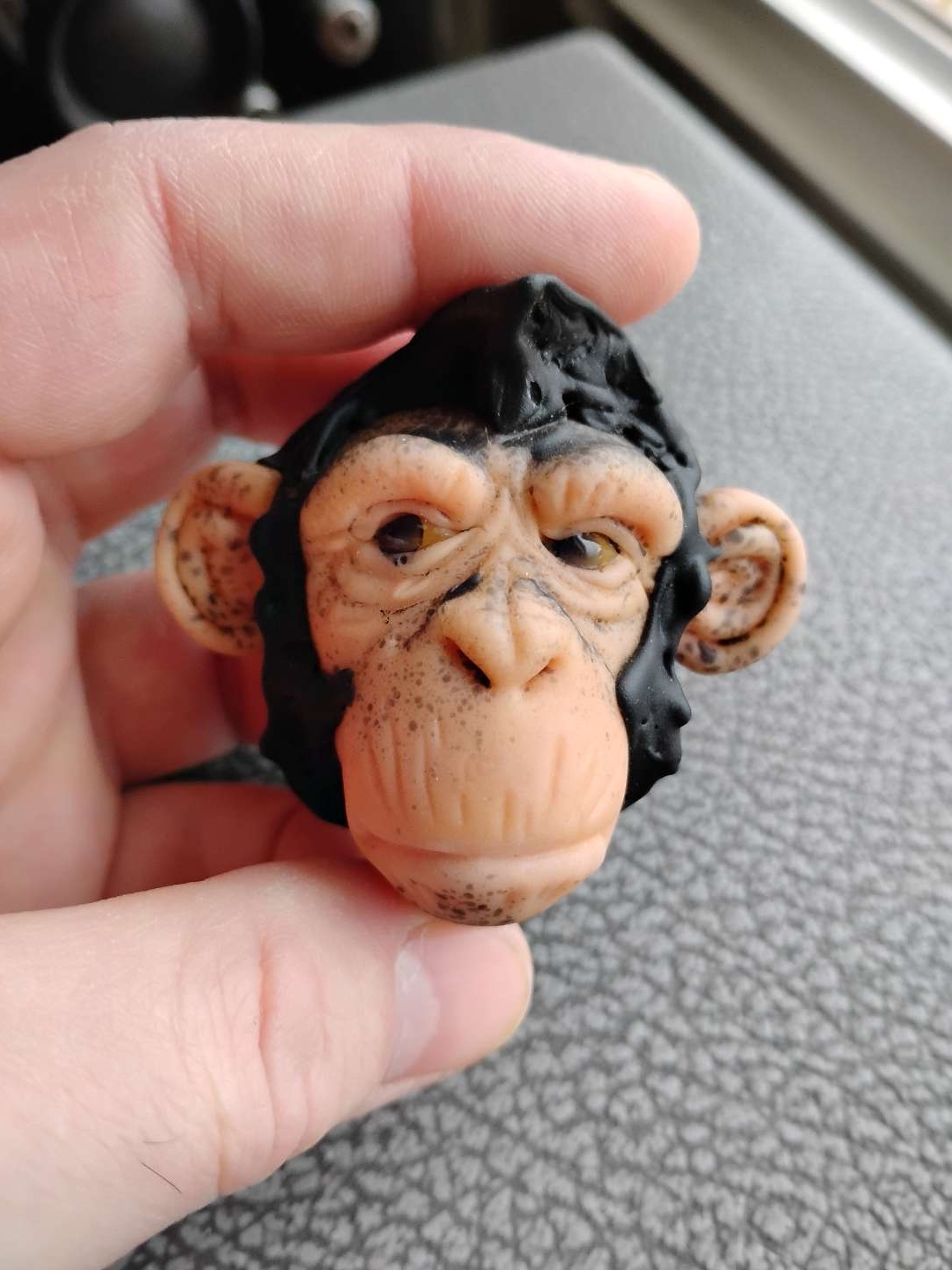 Malaquias Chimp pendant #8 image 0