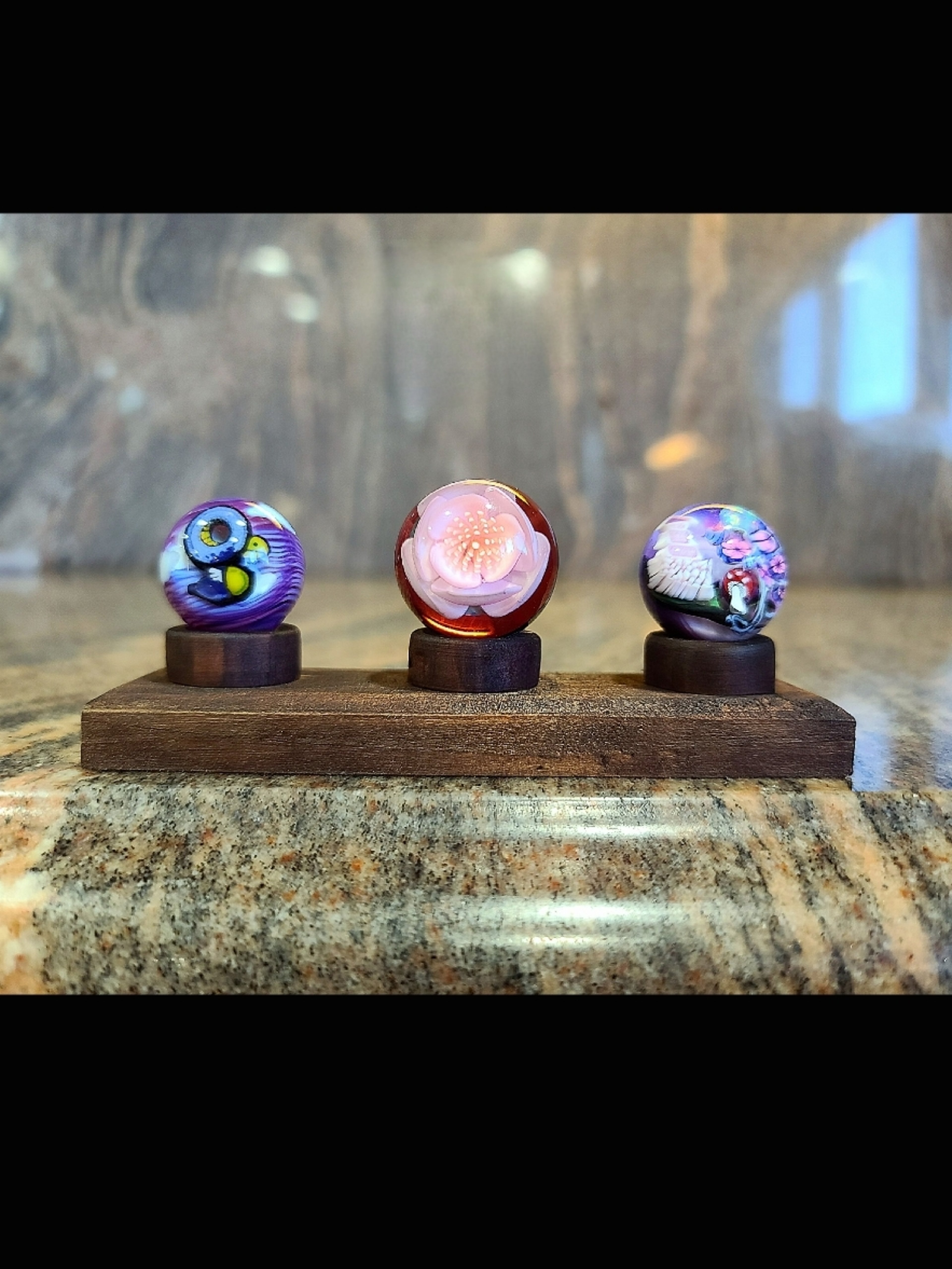 Preview pic of Beveled mib stand 🆓️🛳