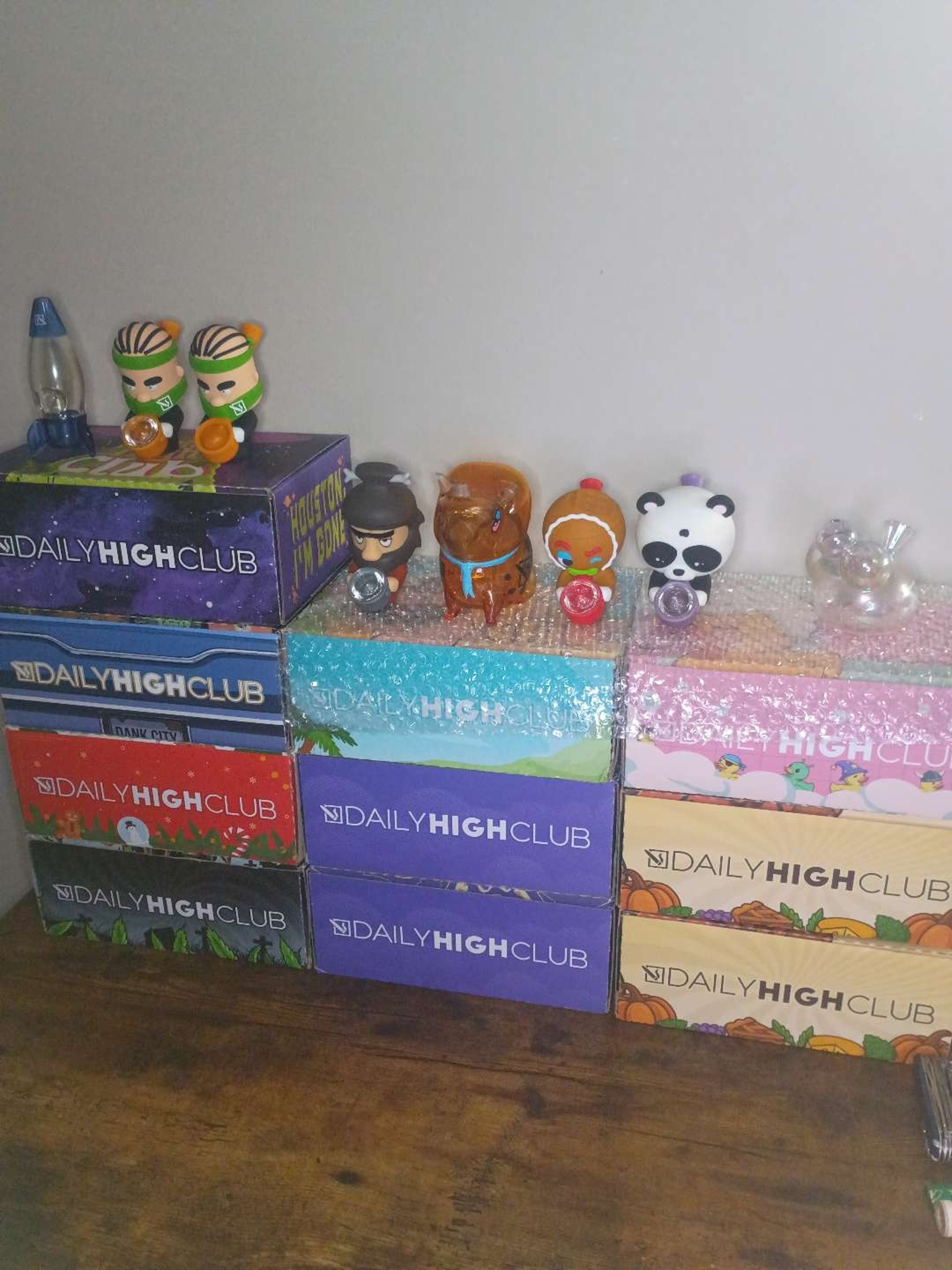 Preview pic of My daily high club collection.