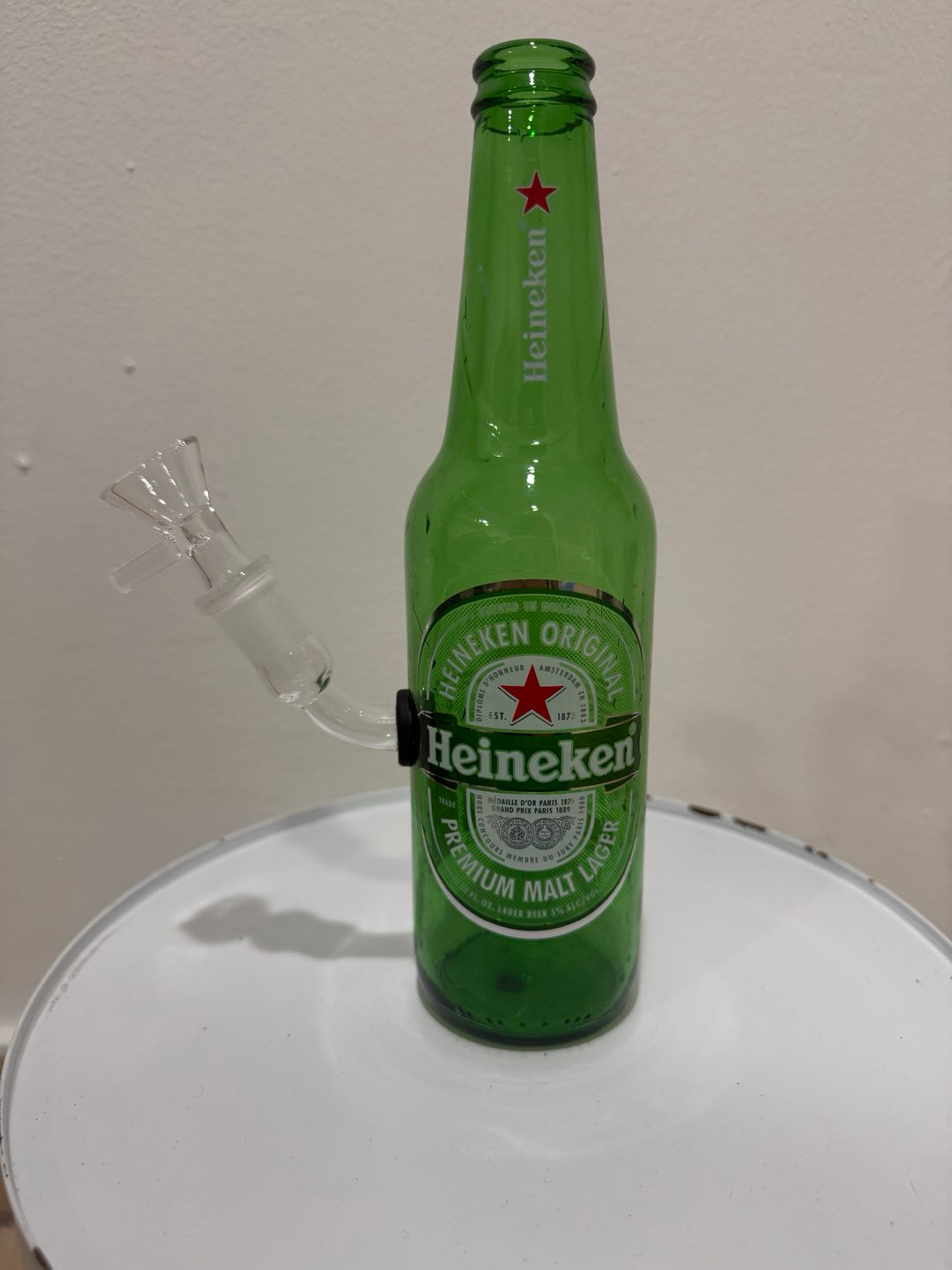 Preview pic of Heineken Premium Malt Lager bottle