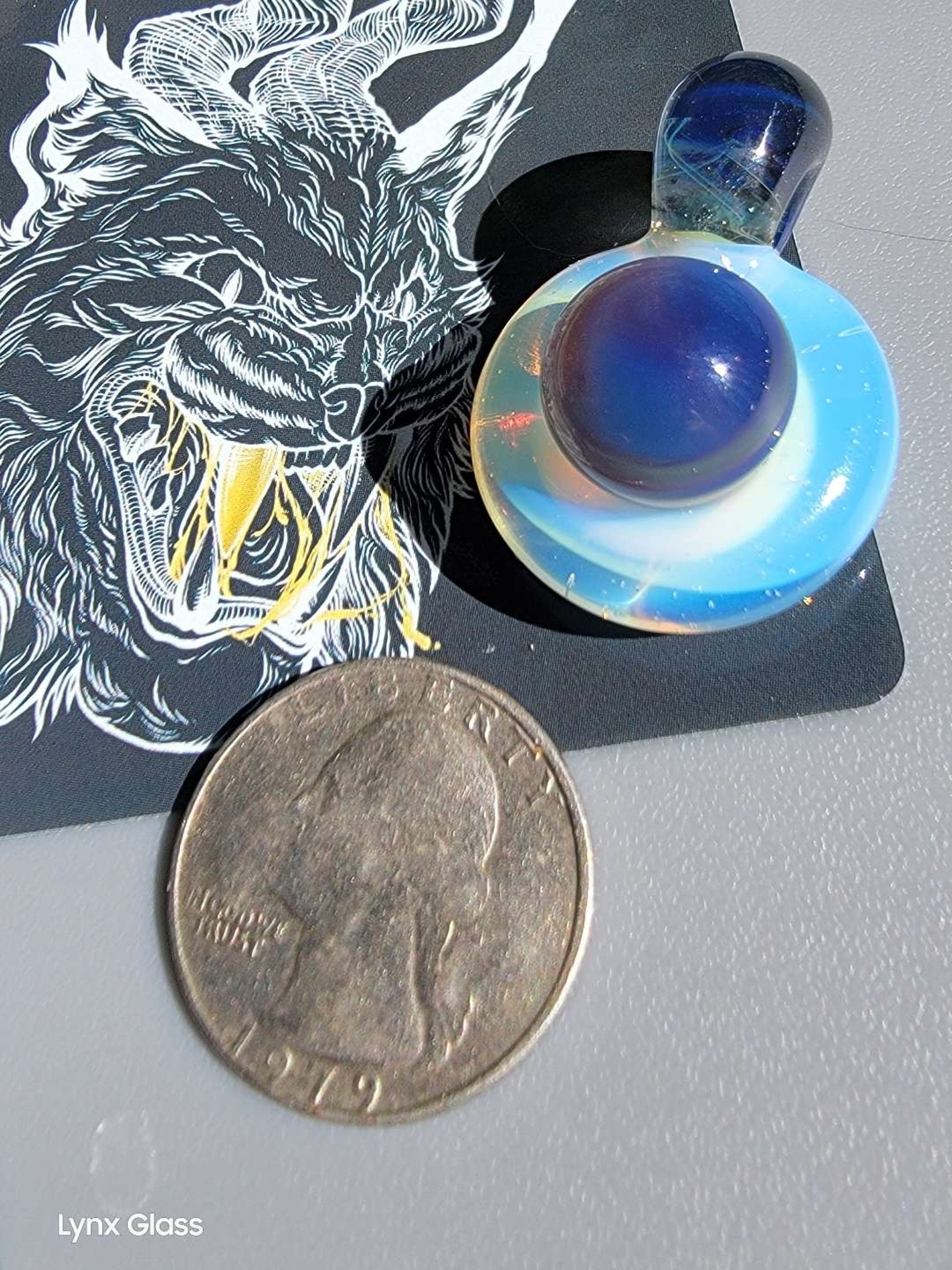 Preview pic of Silver Potion & Opaline Pendant UV