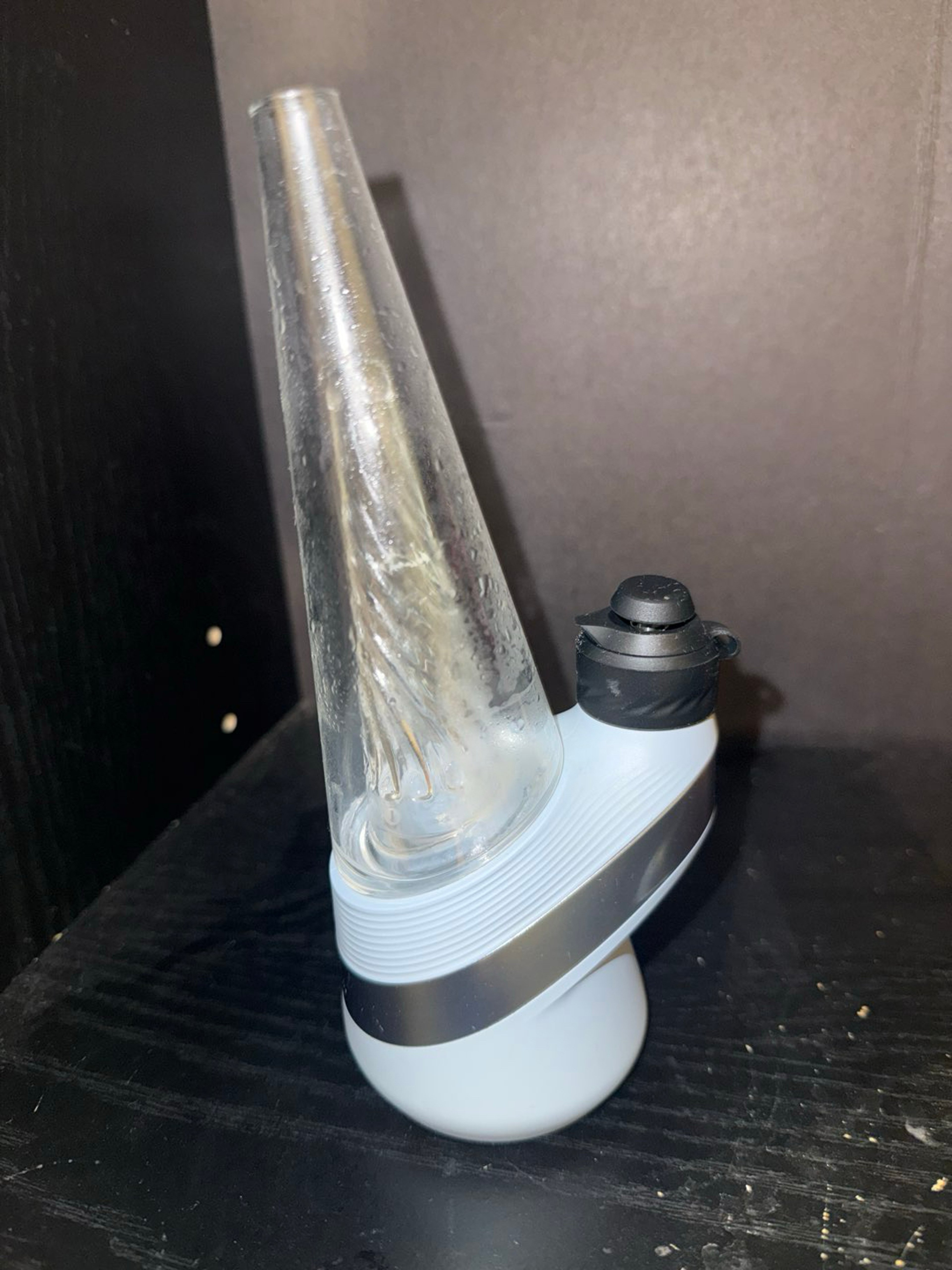 Preview pic of Blue Puffco new peak with larger atomizer
