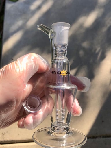 Preview pic of Ver-Glow Scientific Glass Bubbler - 18mm to 14mm - 6-Slit Fixed Perc