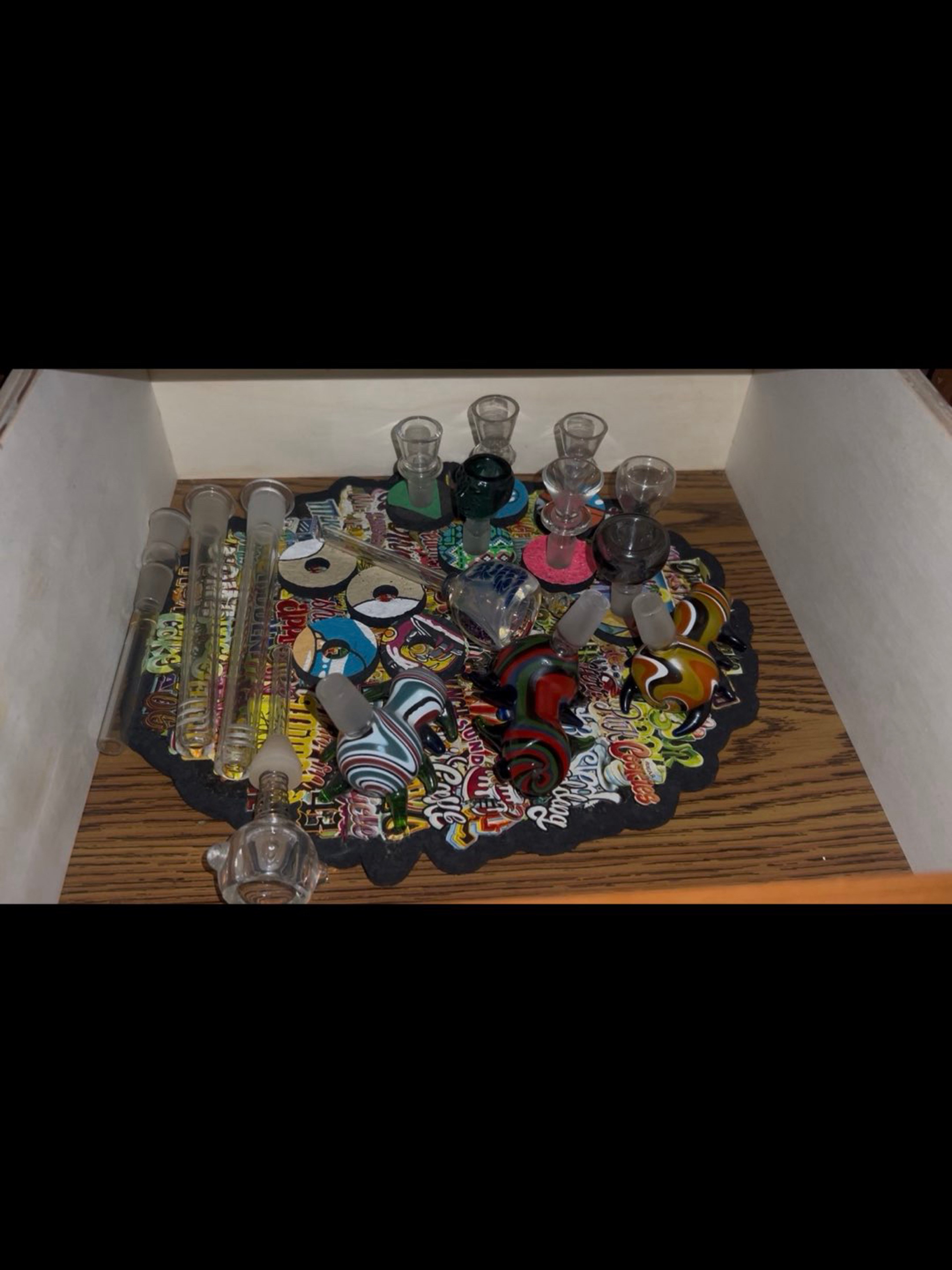 Preview pic of Garage Sale Glass