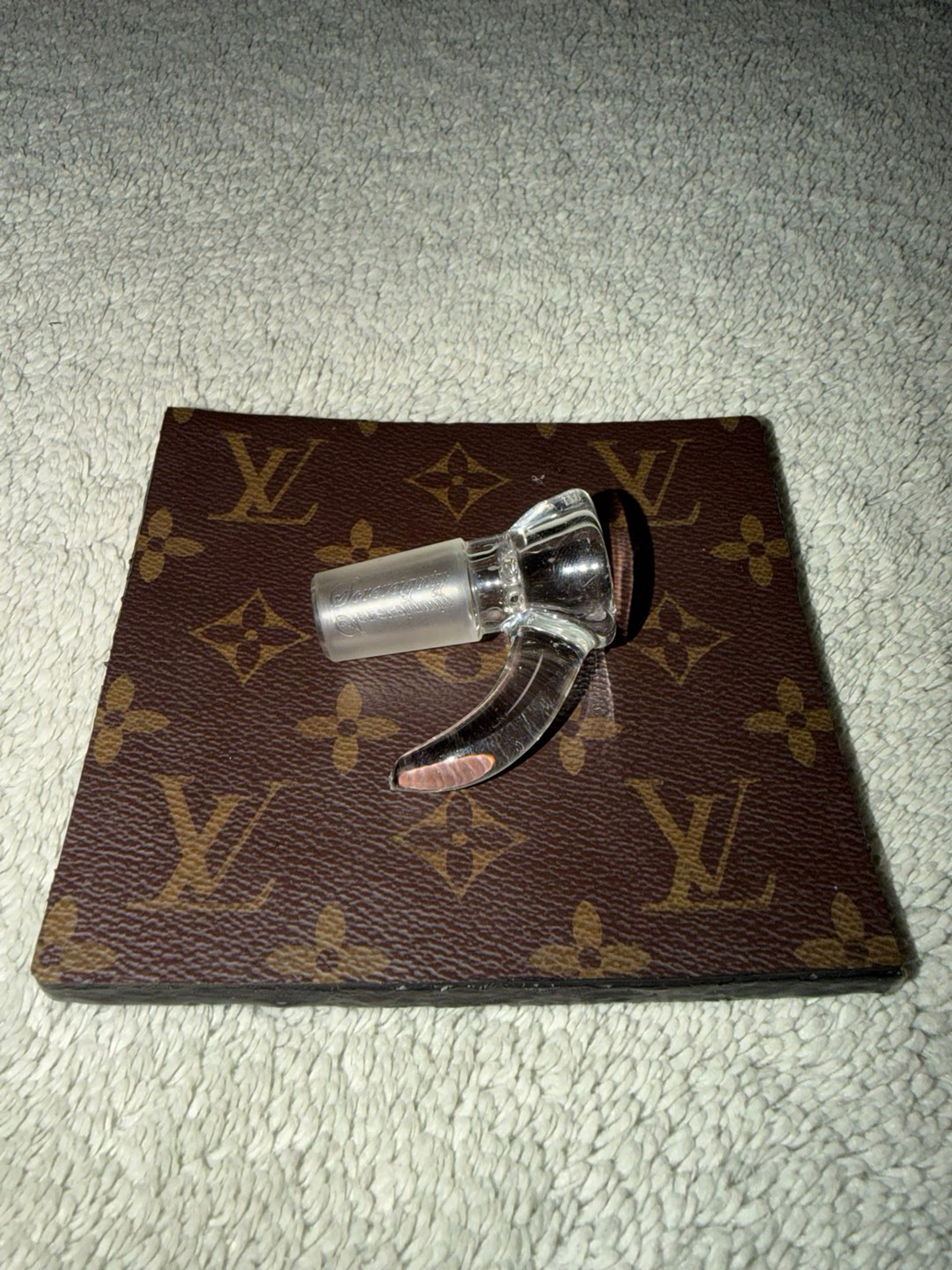 Sovereignty 18mm 4 hole slide image 0