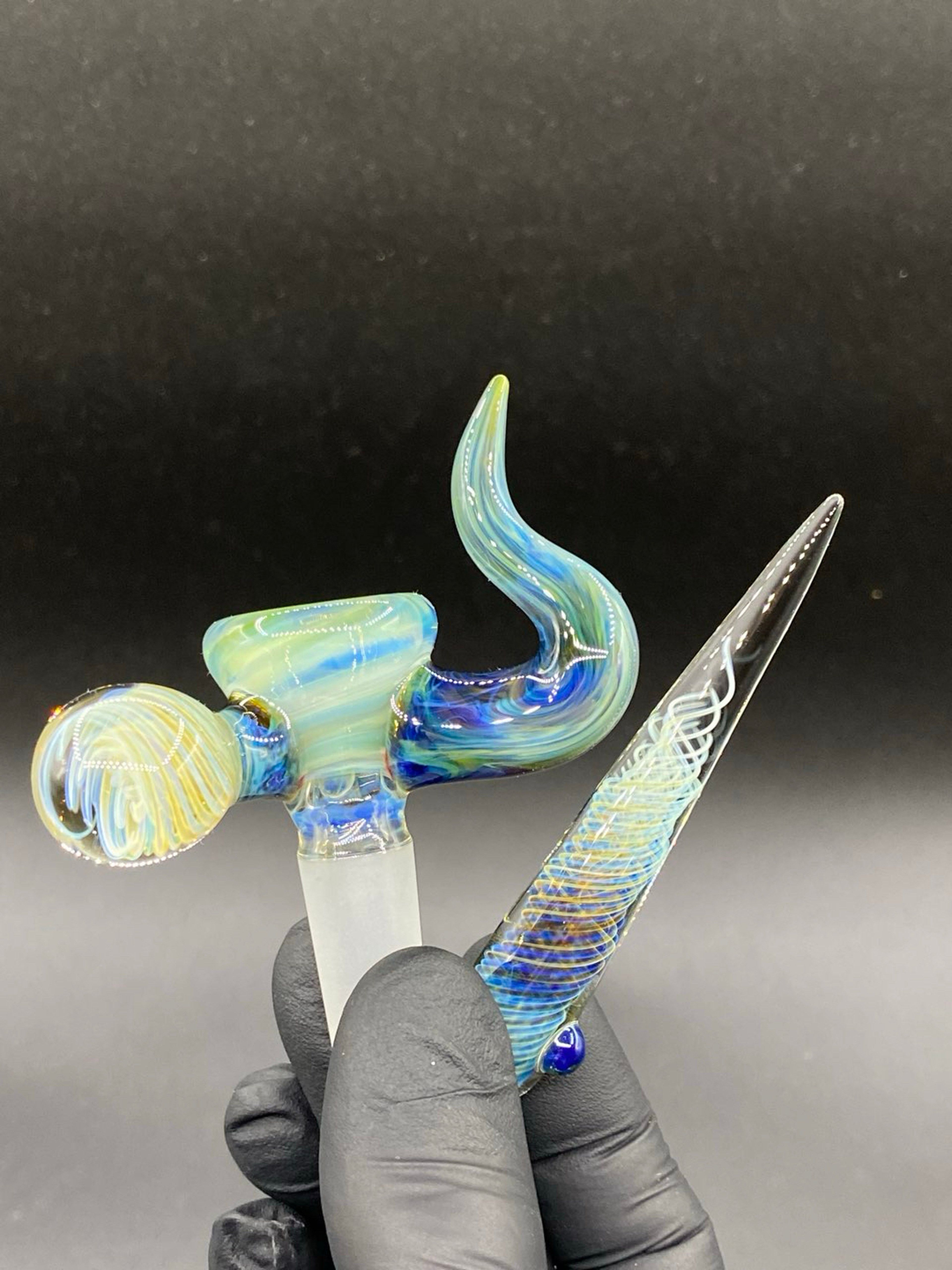 Preview pic of 14mm implosion tech slide with poker
