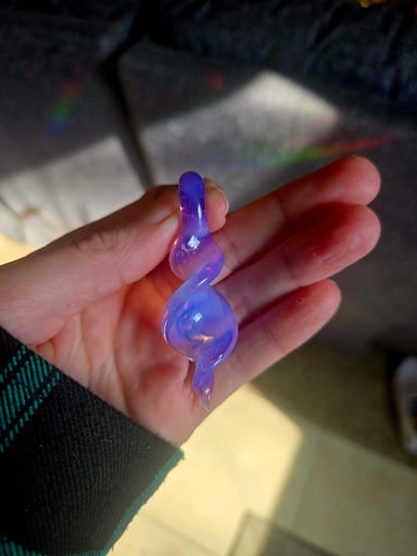Preview pic of Purple Twist Pendant