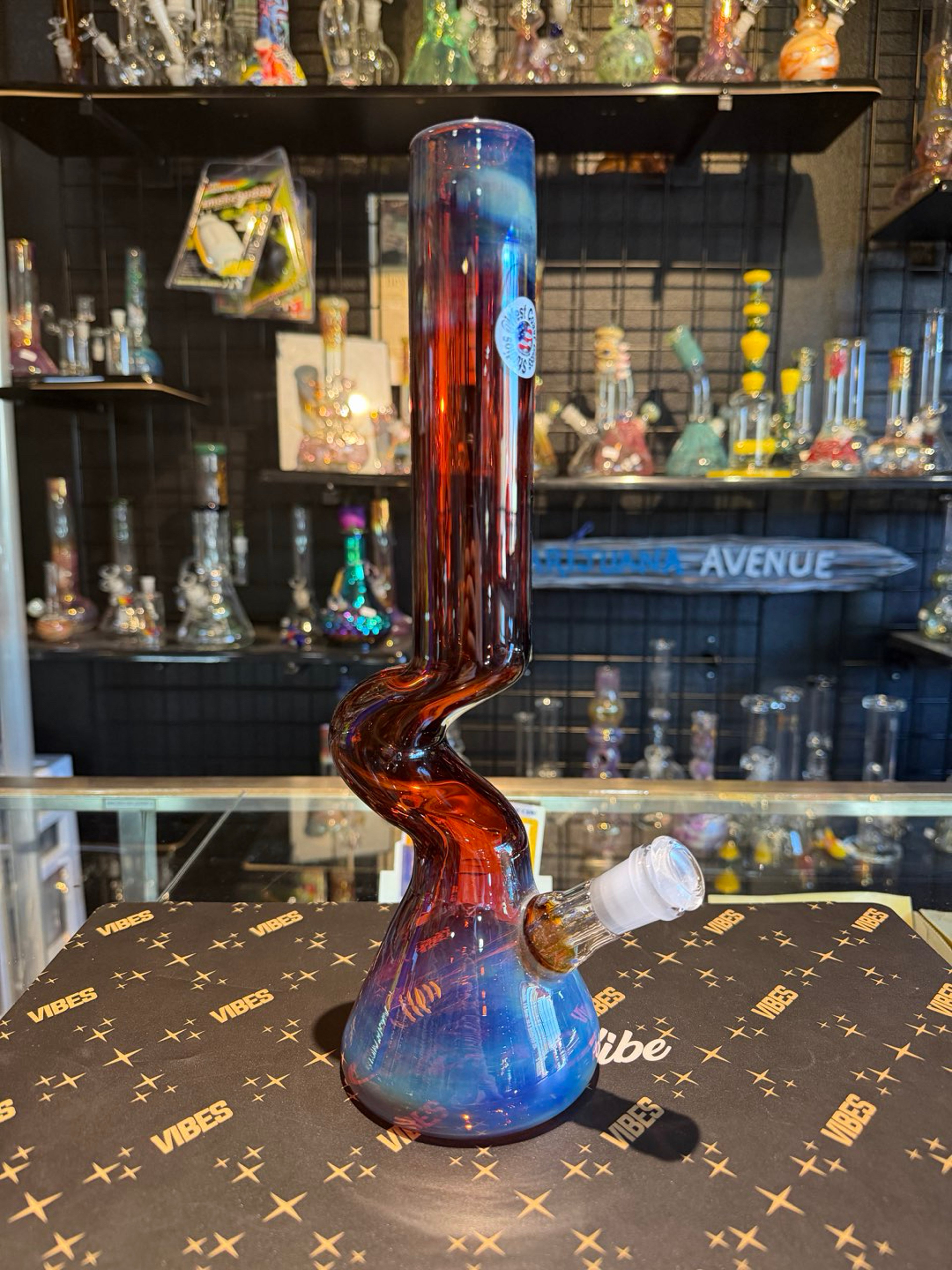 Preview pic of West Coast Glass Zong