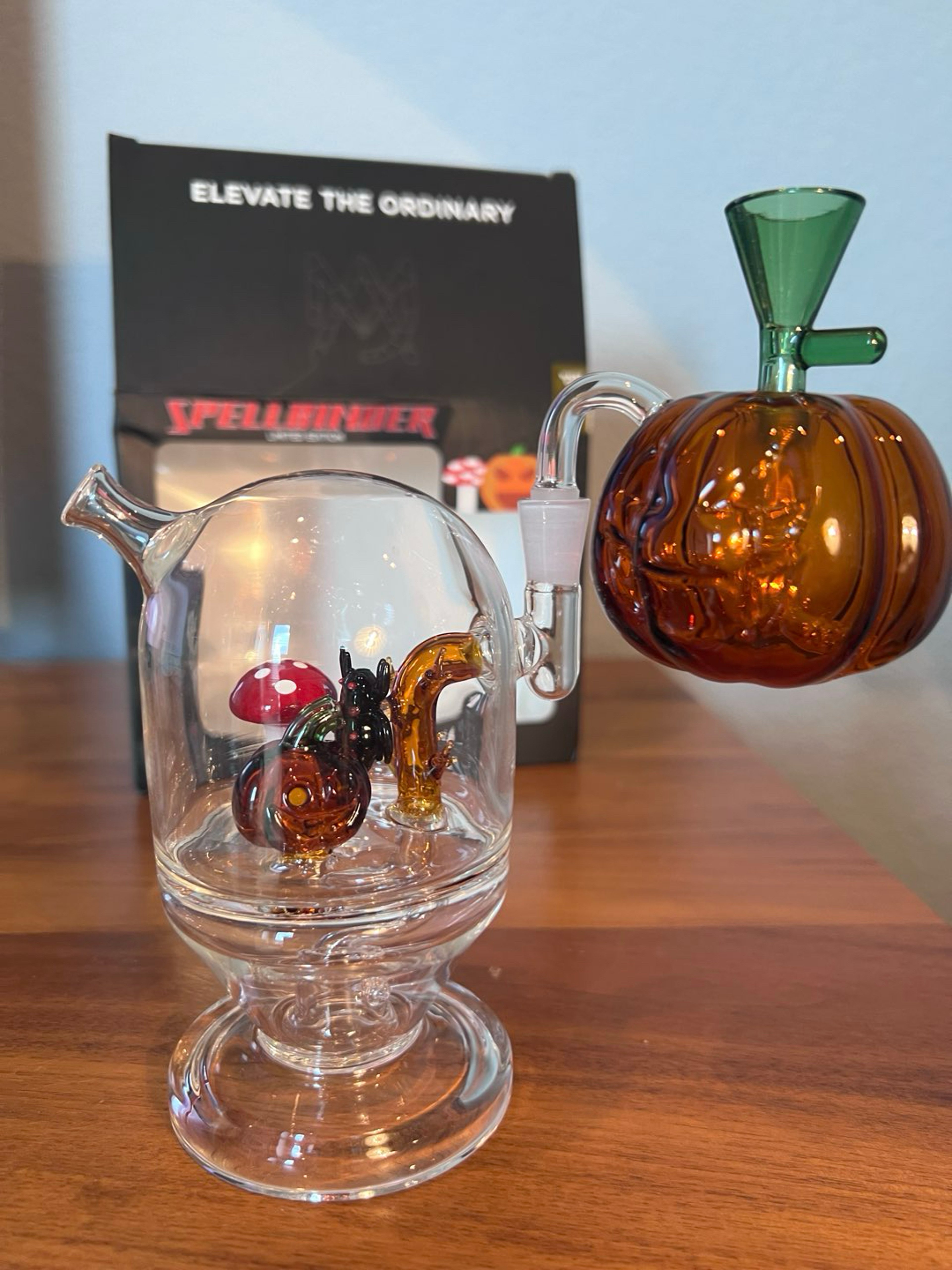 Preview pic of MJ Arsenal - Spellbinder LE Mini Bong