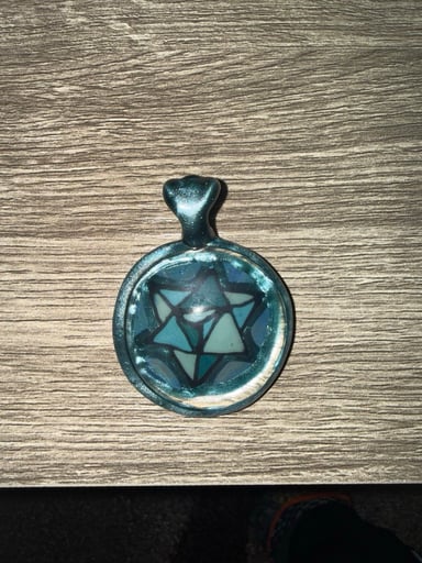 Preview pic of Baker315 disc flip pendant