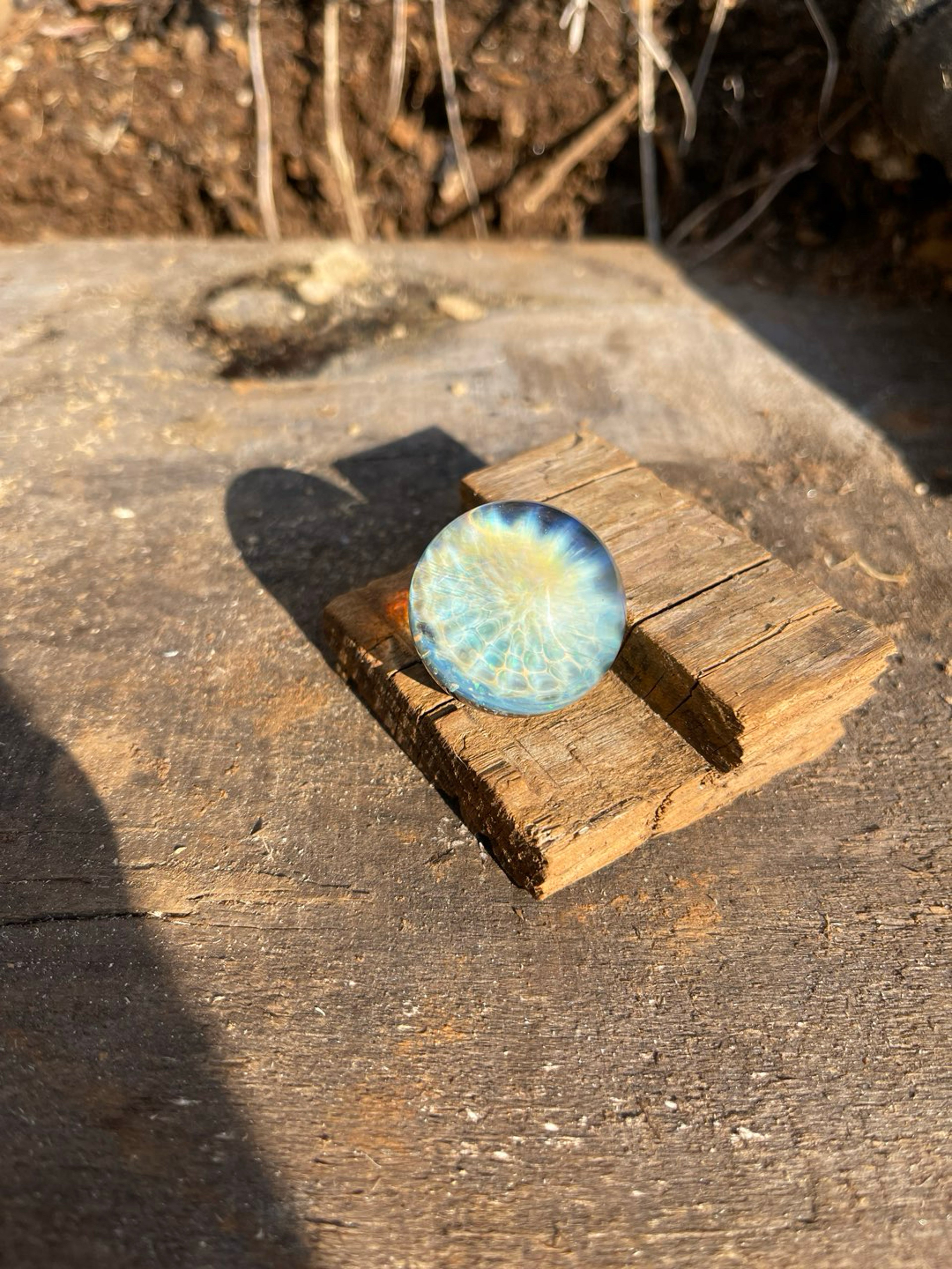 Preview pic of Silver fumed marble