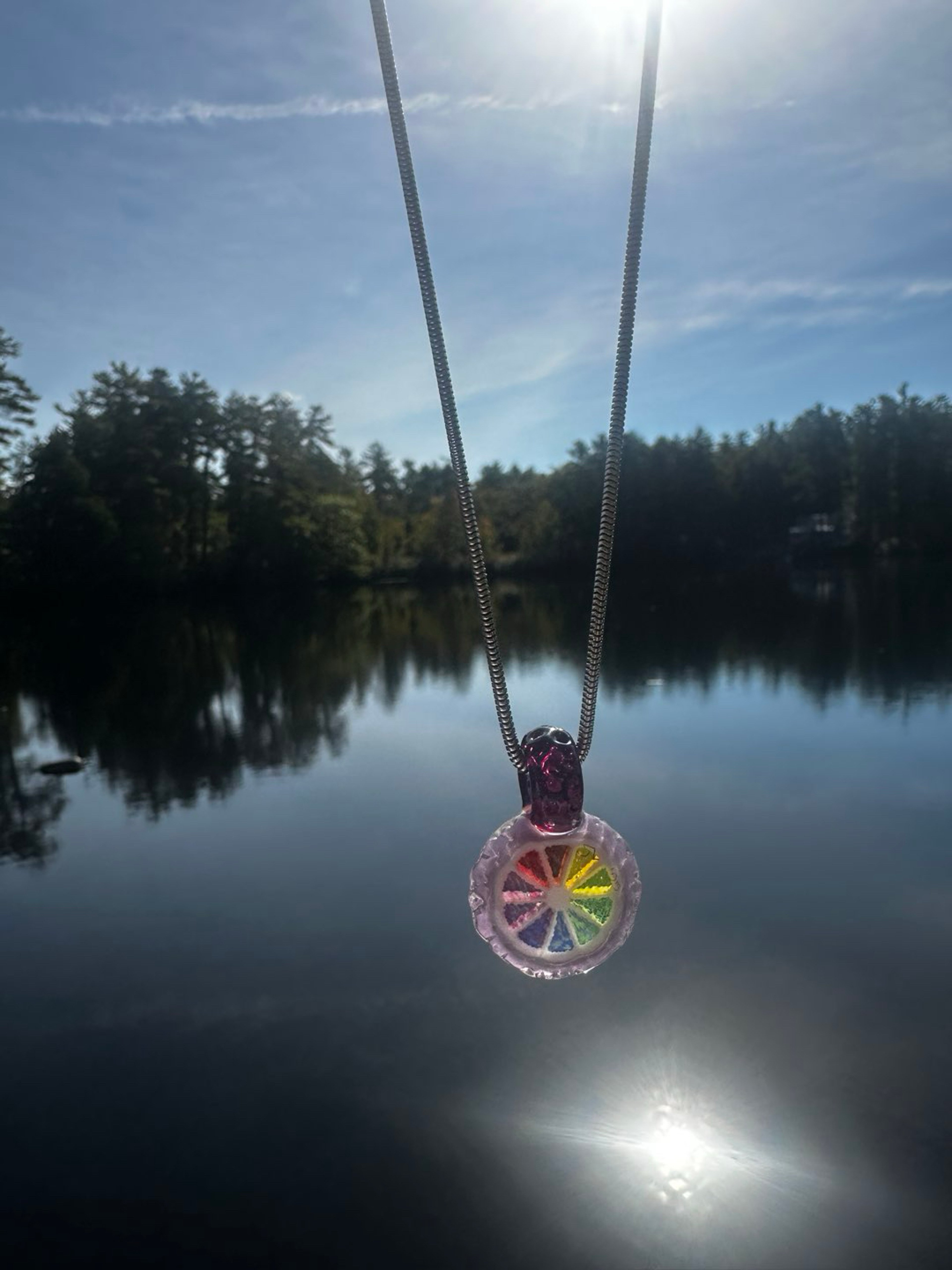 Preview pic of Lyon’s Solo Pendant