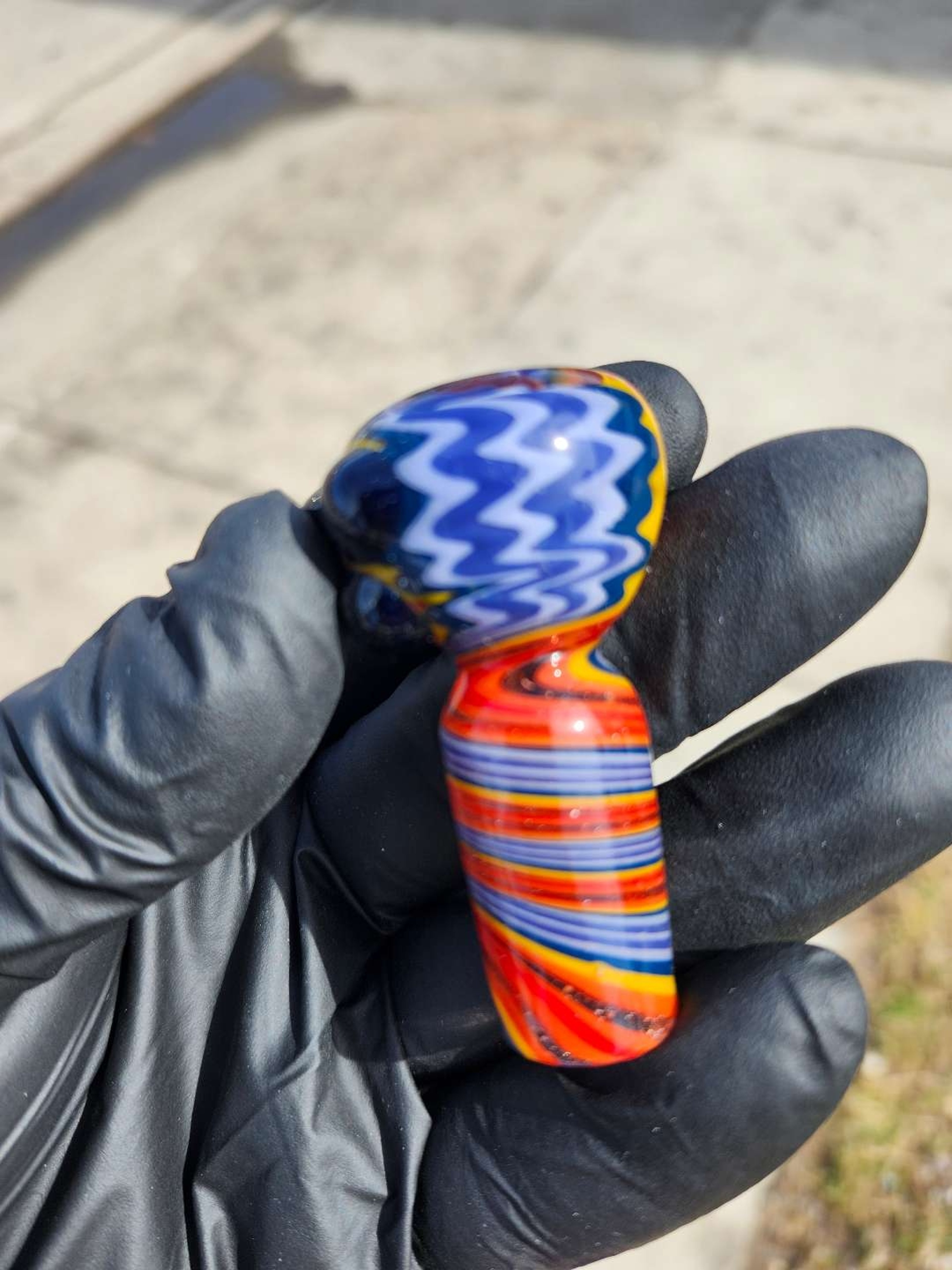 Preview pic of GLADSTONE GLASS WIG WAG 18MM SLIDE