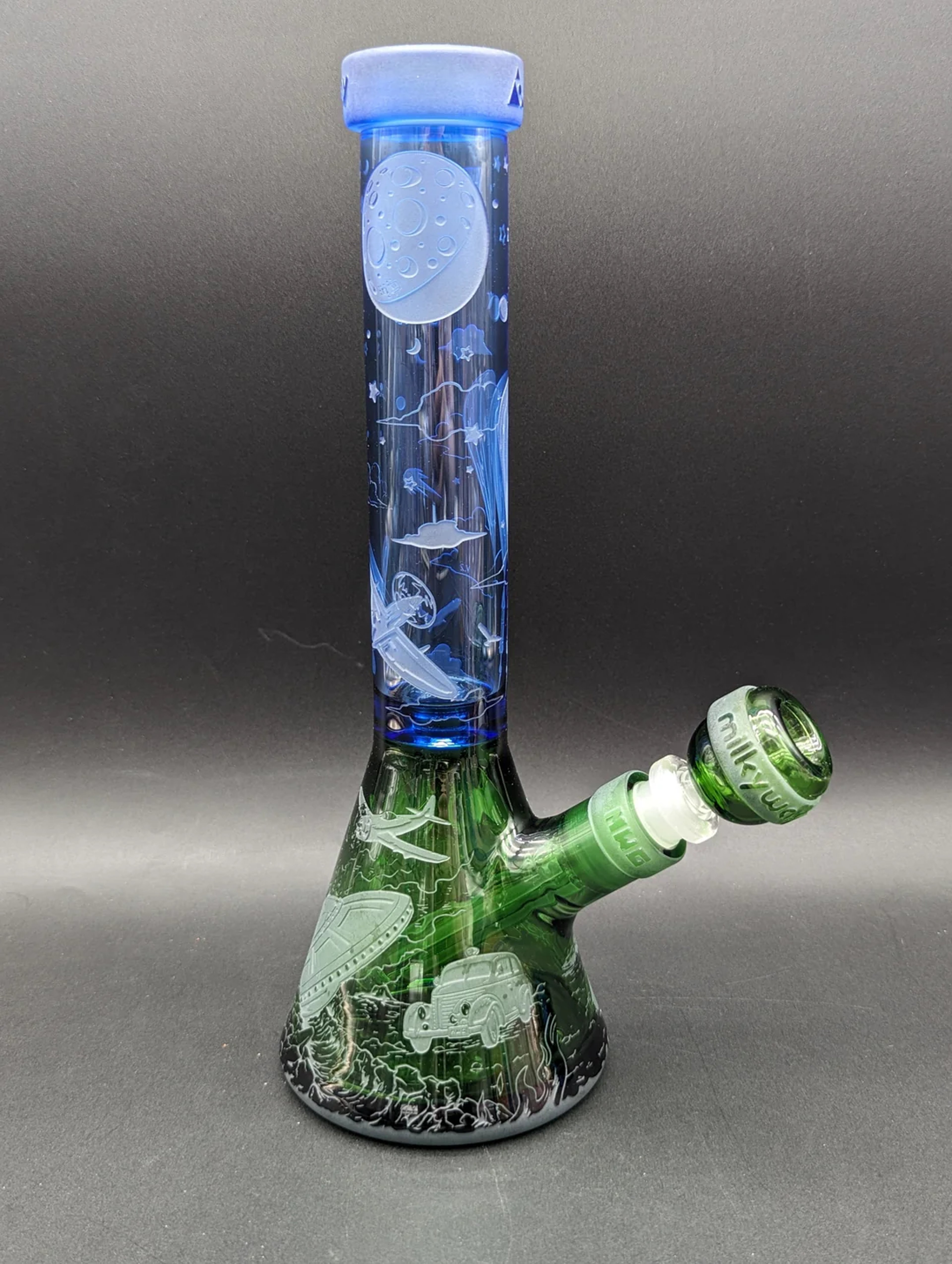 Preview pic of MILKYWAY GLASS ROSWELL 1947 11" BEAKER