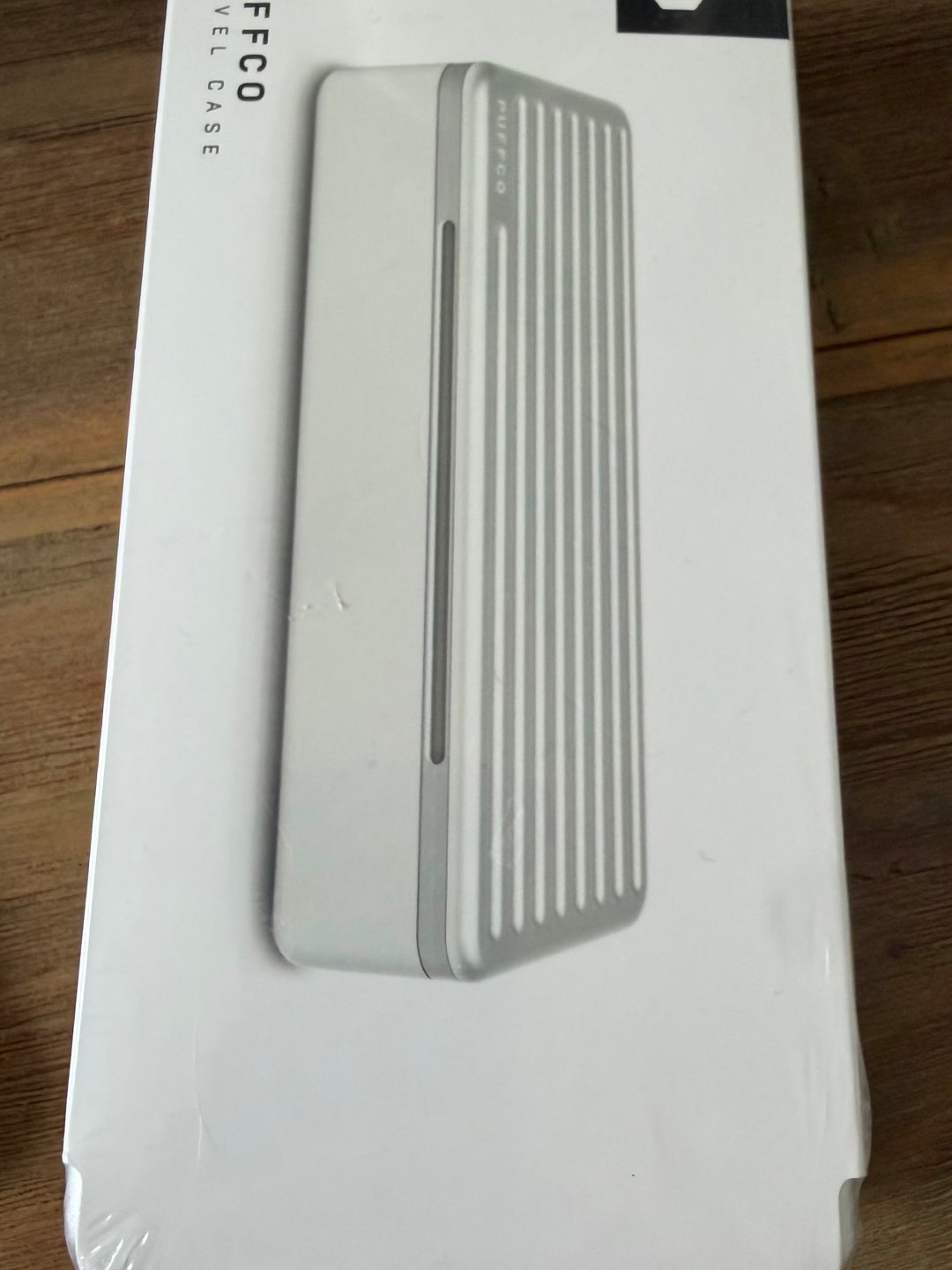 Preview pic of Pivot Travel Case