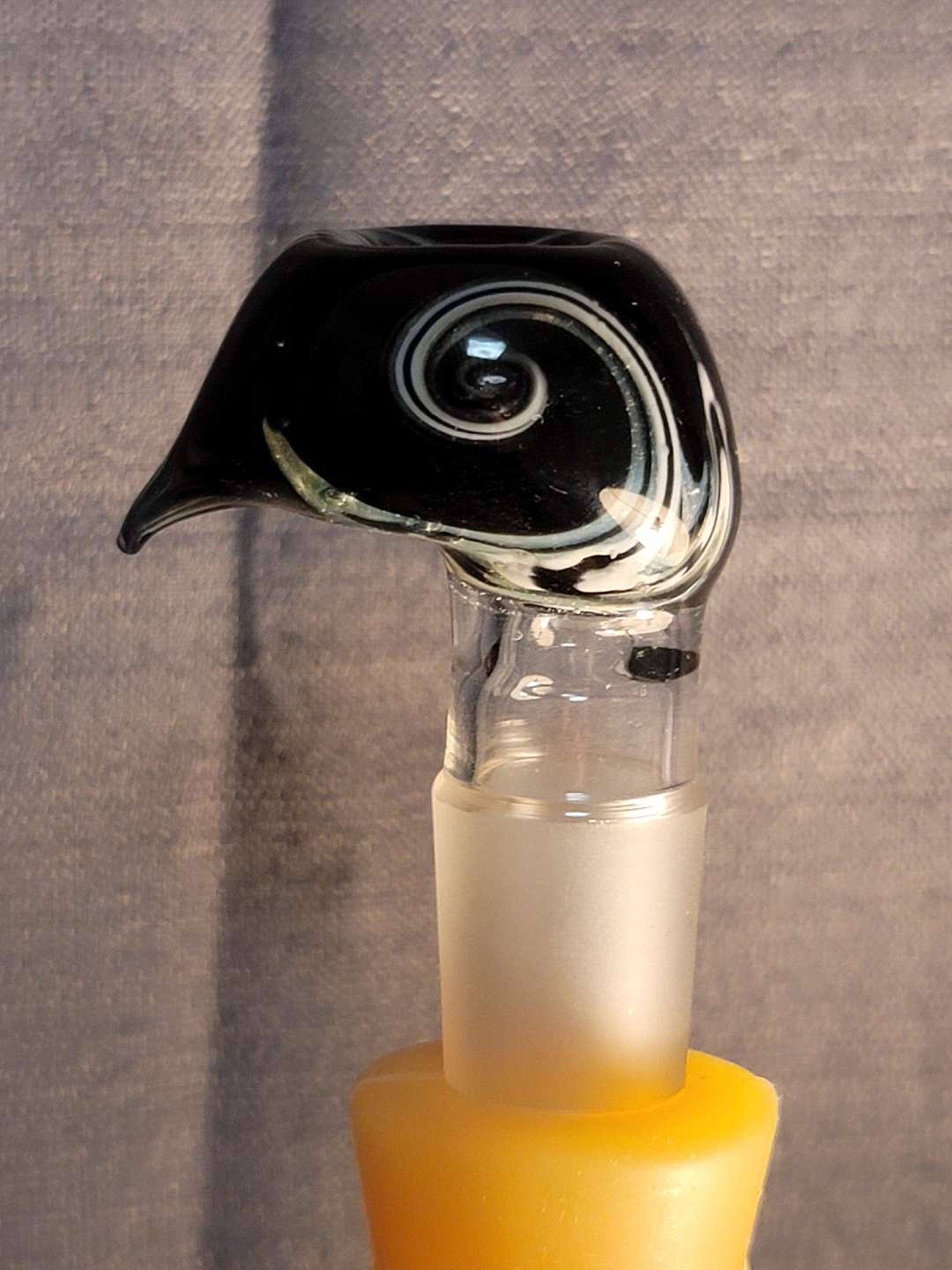 Preview pic of Bird Head 18mm Bowl Piece Unknown Artist