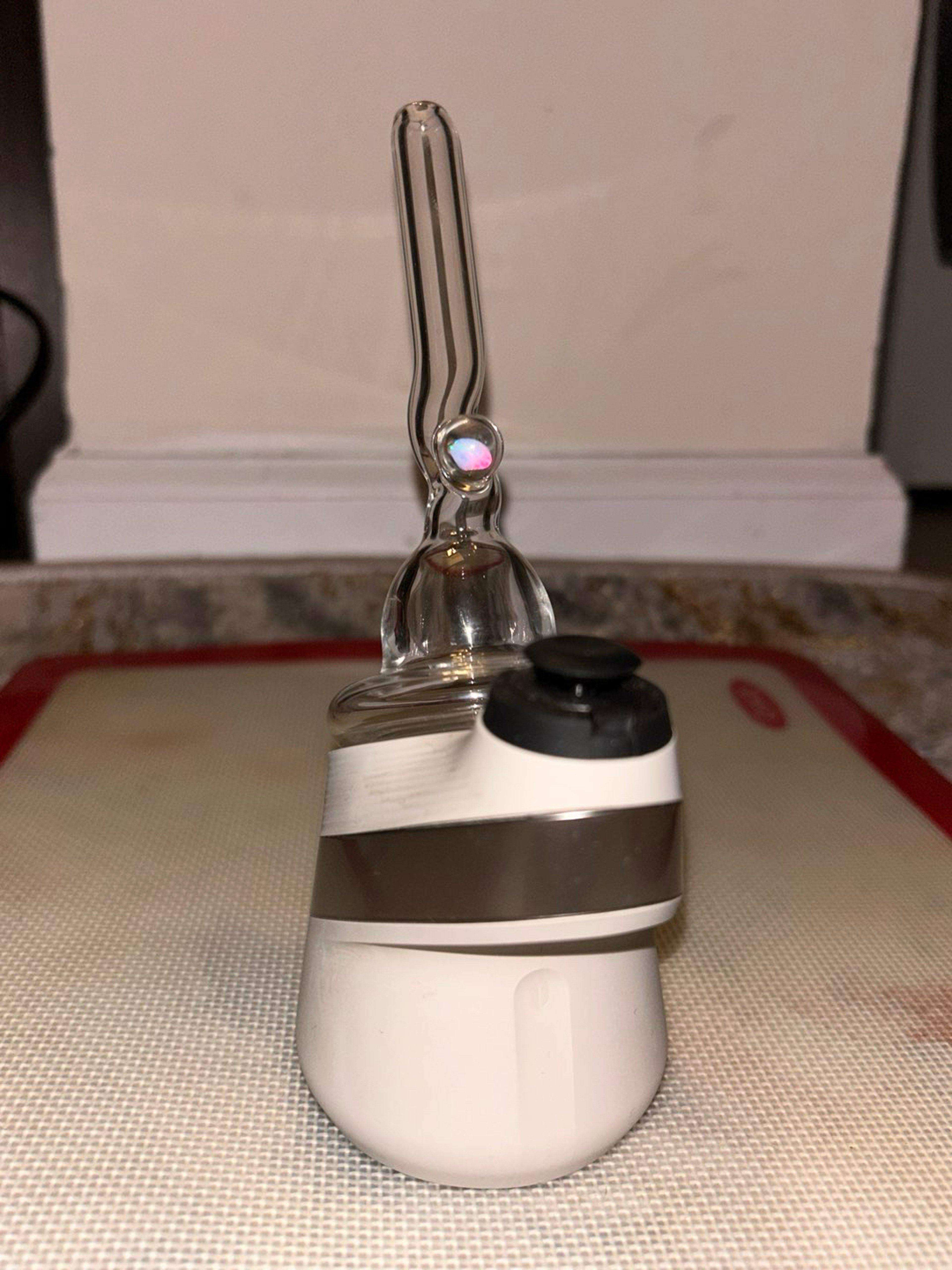 Preview pic of Puffco New Peak & Magizle Glass Dry Top
