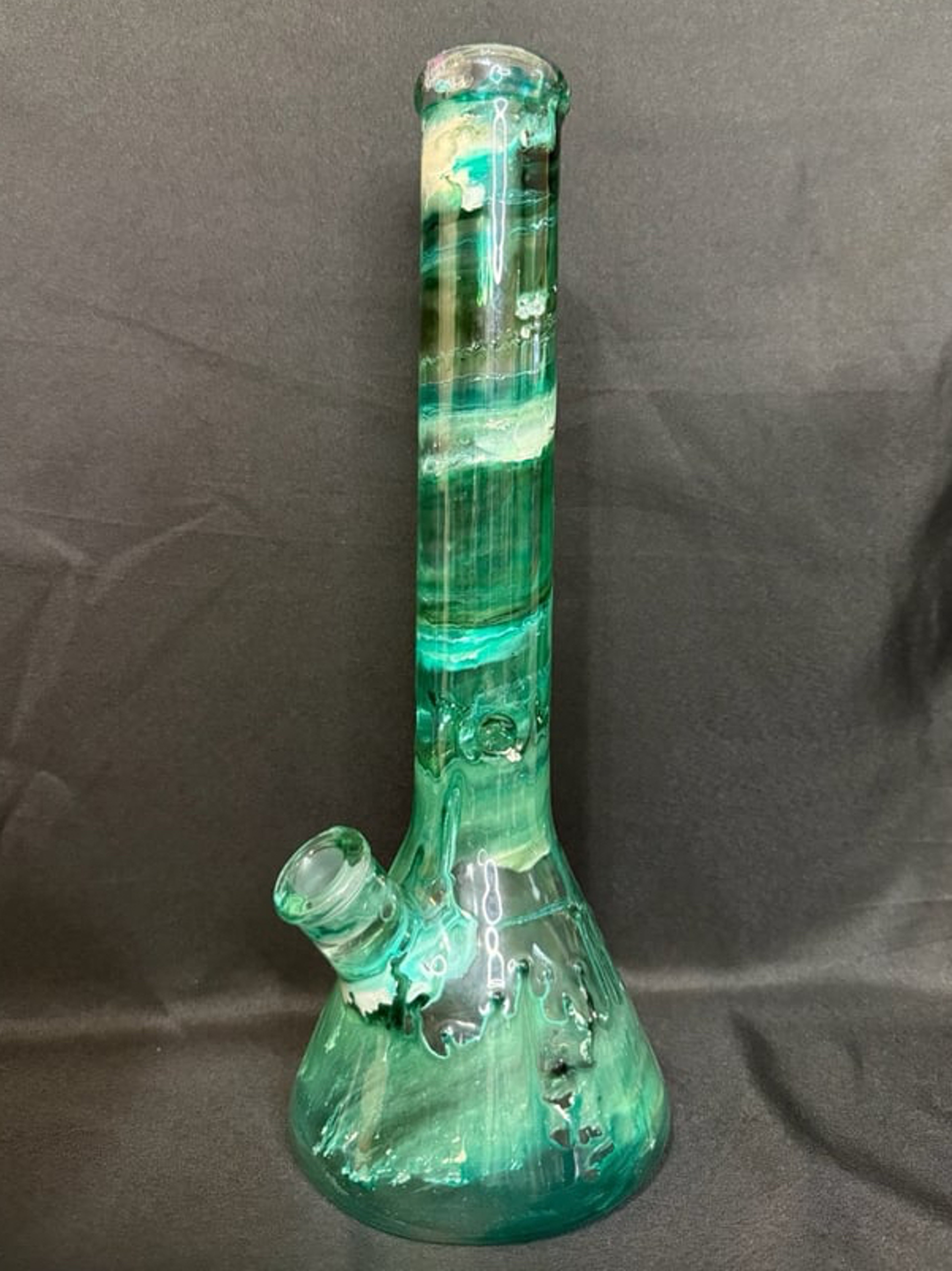 ~Trippy Tech~ “Vapor” Bong image 0