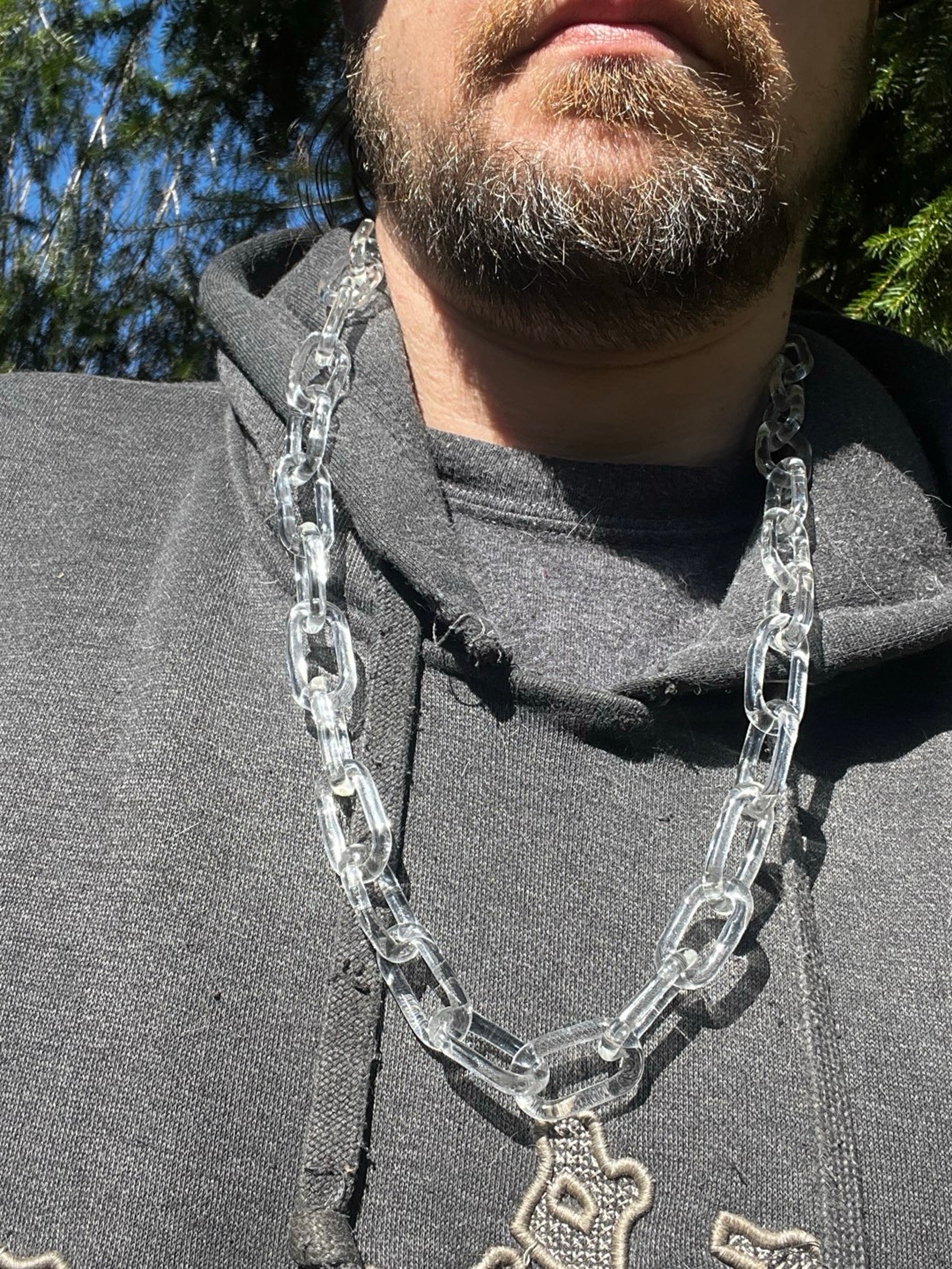 Preview pic of 32” glass chain with clasp
