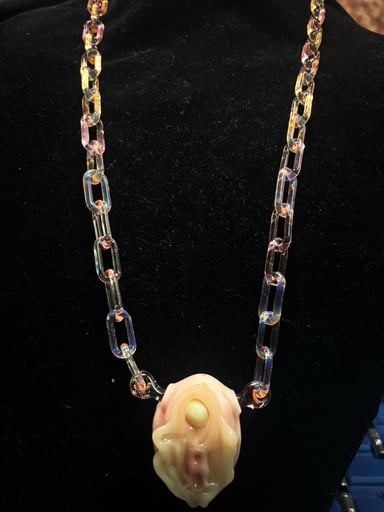 Preview pic of Syzygy chain with pendant