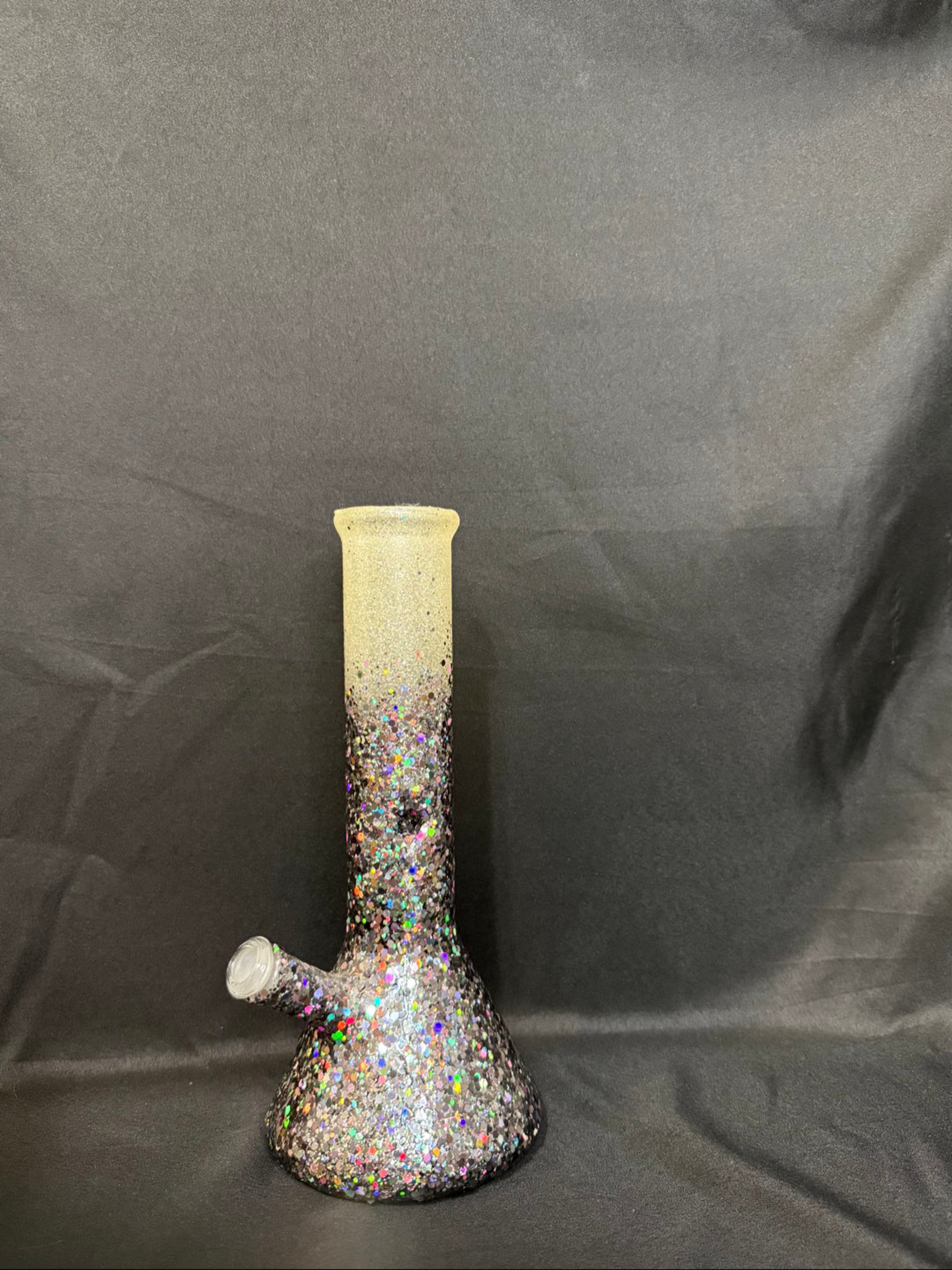 Beaker image 0