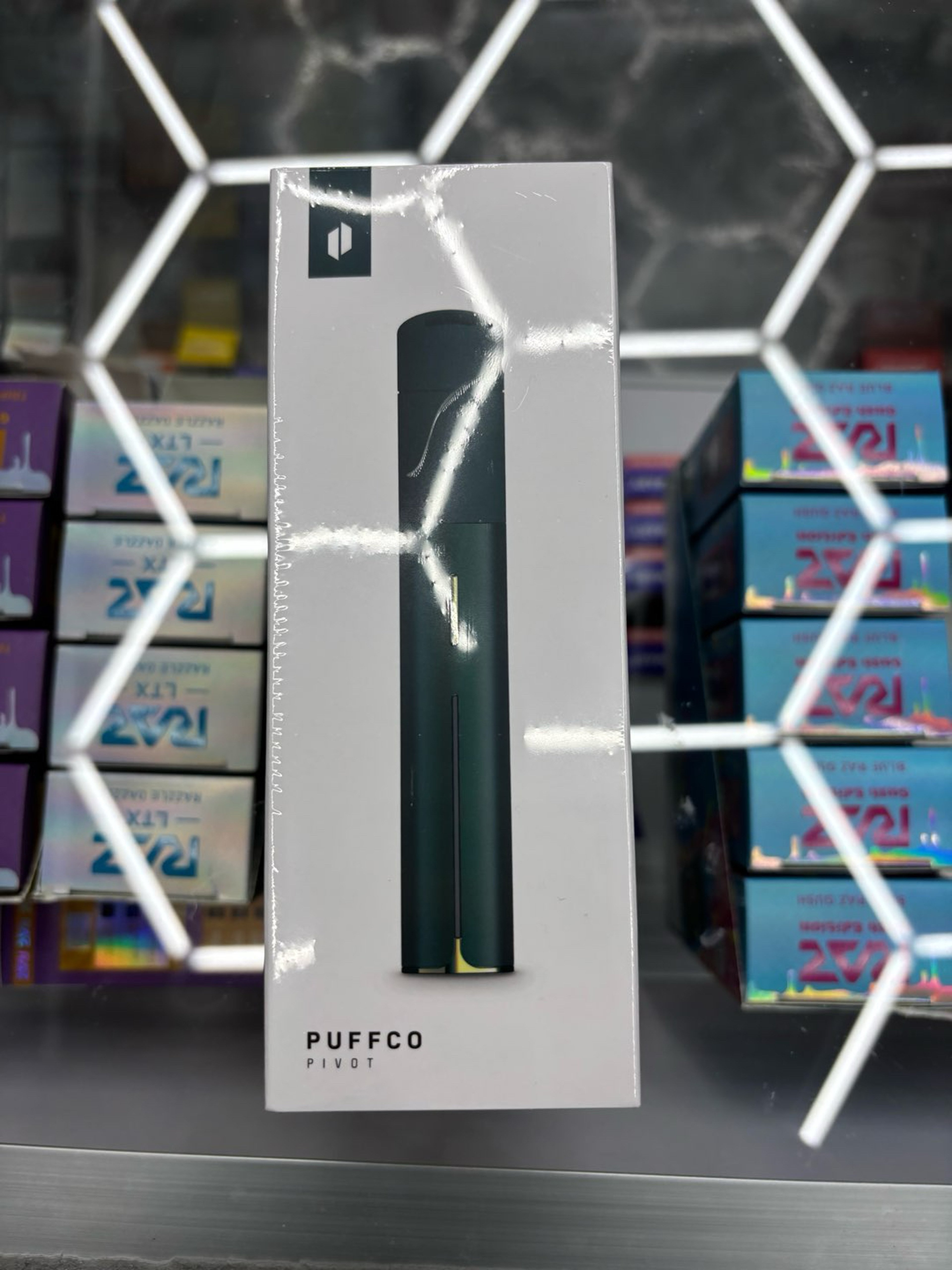 Preview pic of New Puffco Pivot Pine Green