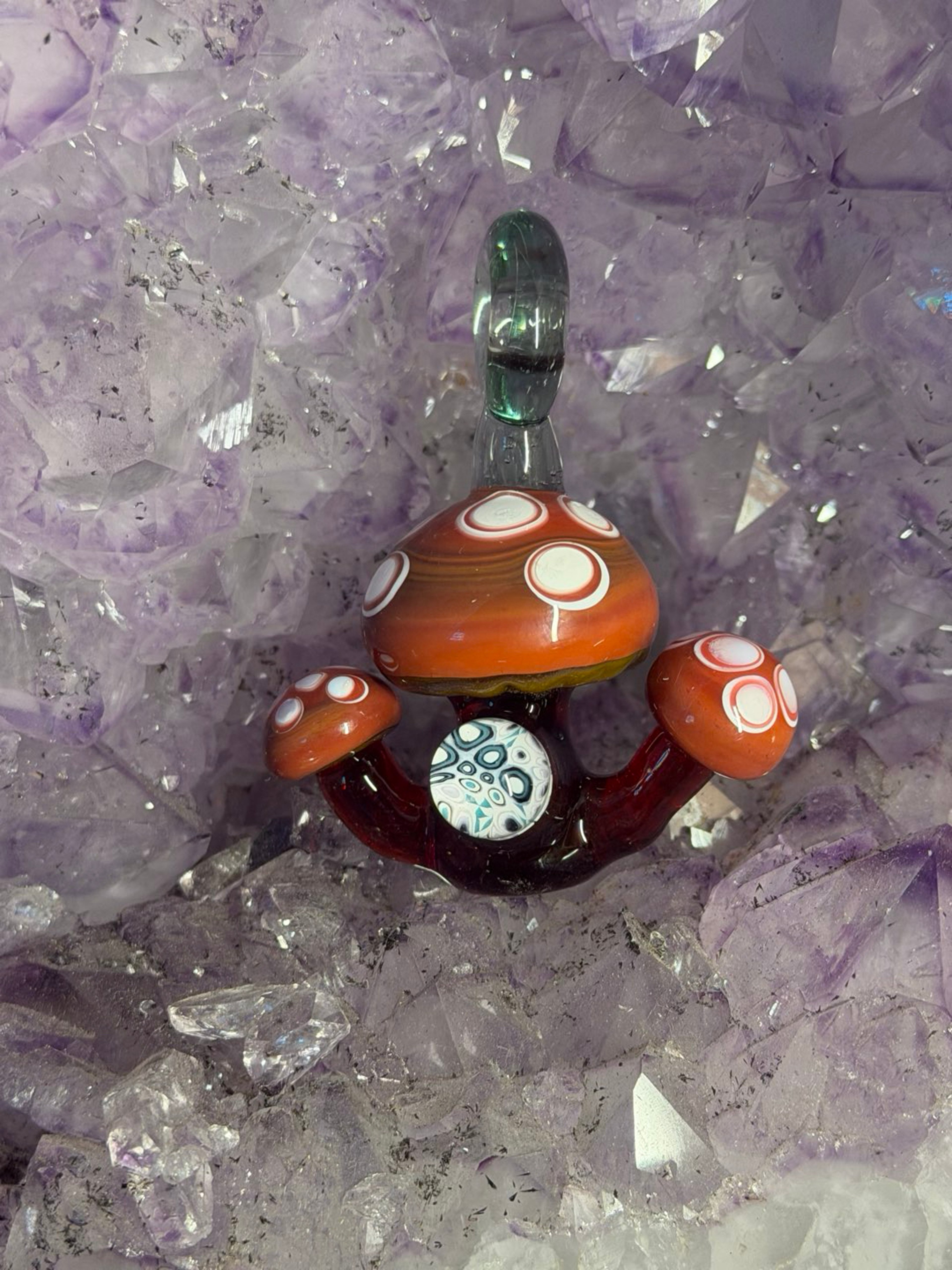 Preview pic of Mushroom cluster pendant