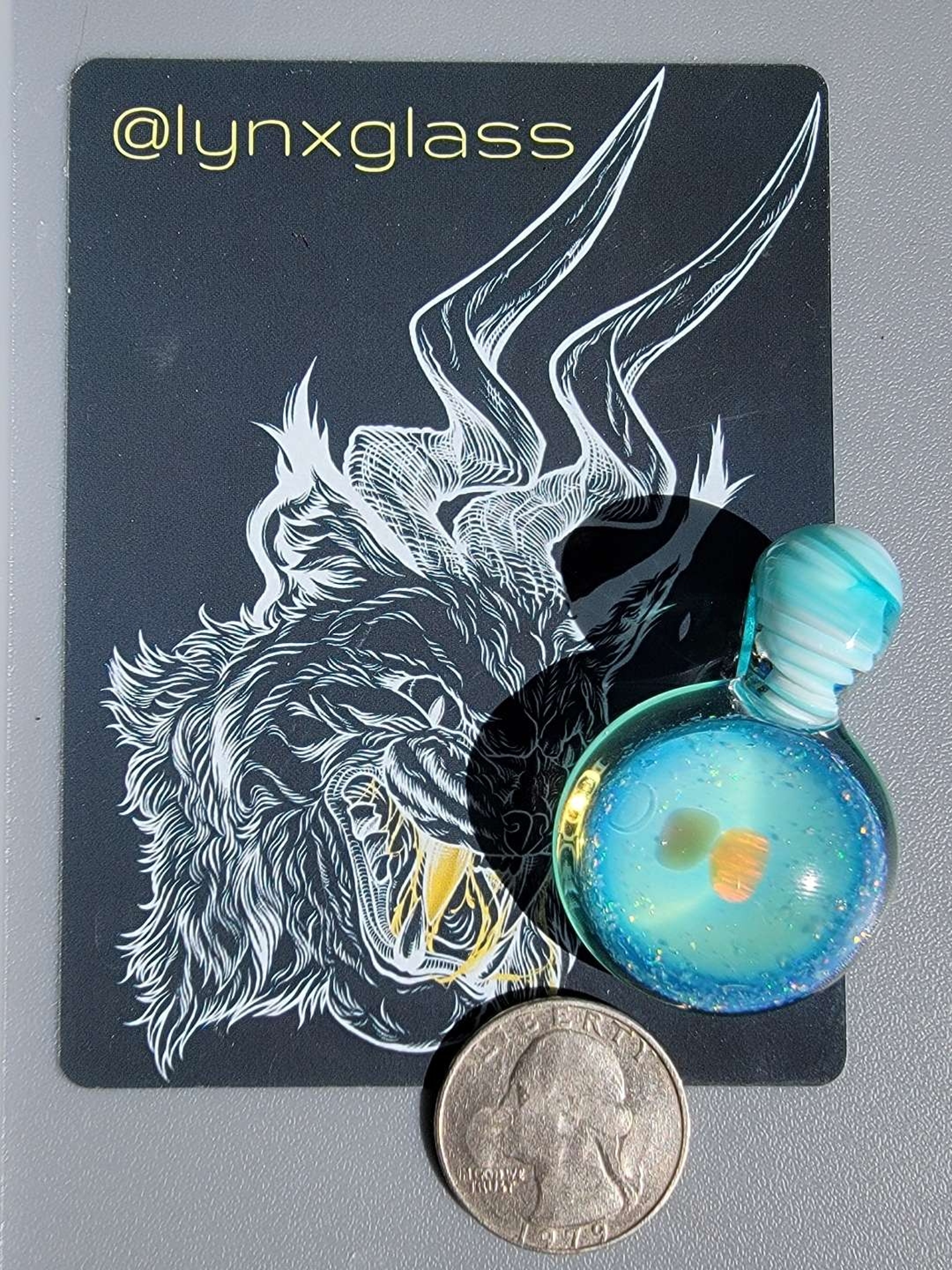 Preview pic of Meta-Terrania Crushed Opal Pendant UV