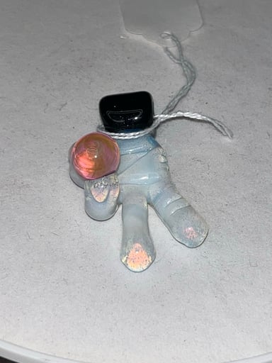 Preview pic of Hand Pendant