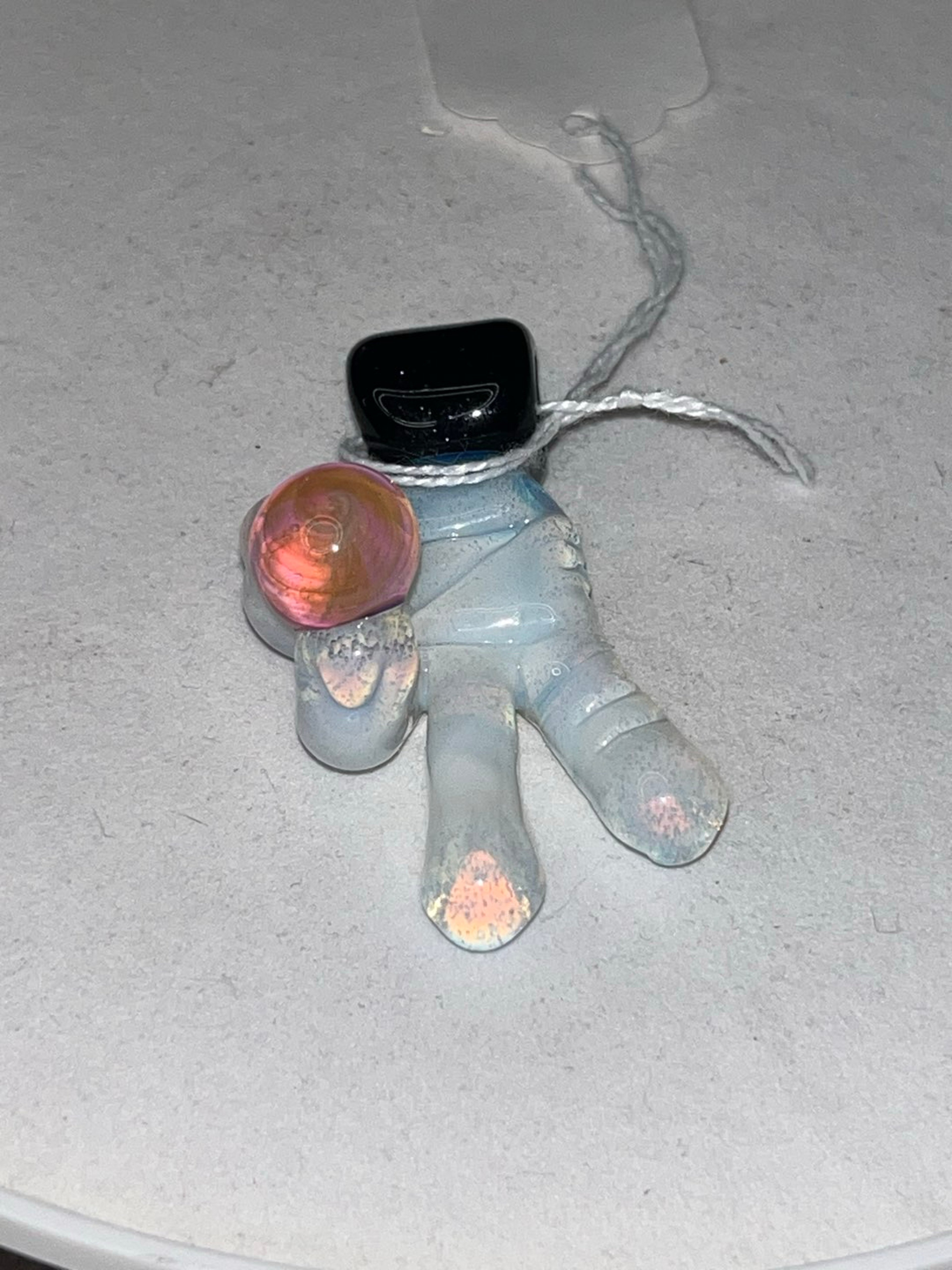 Preview pic of Hand Pendant