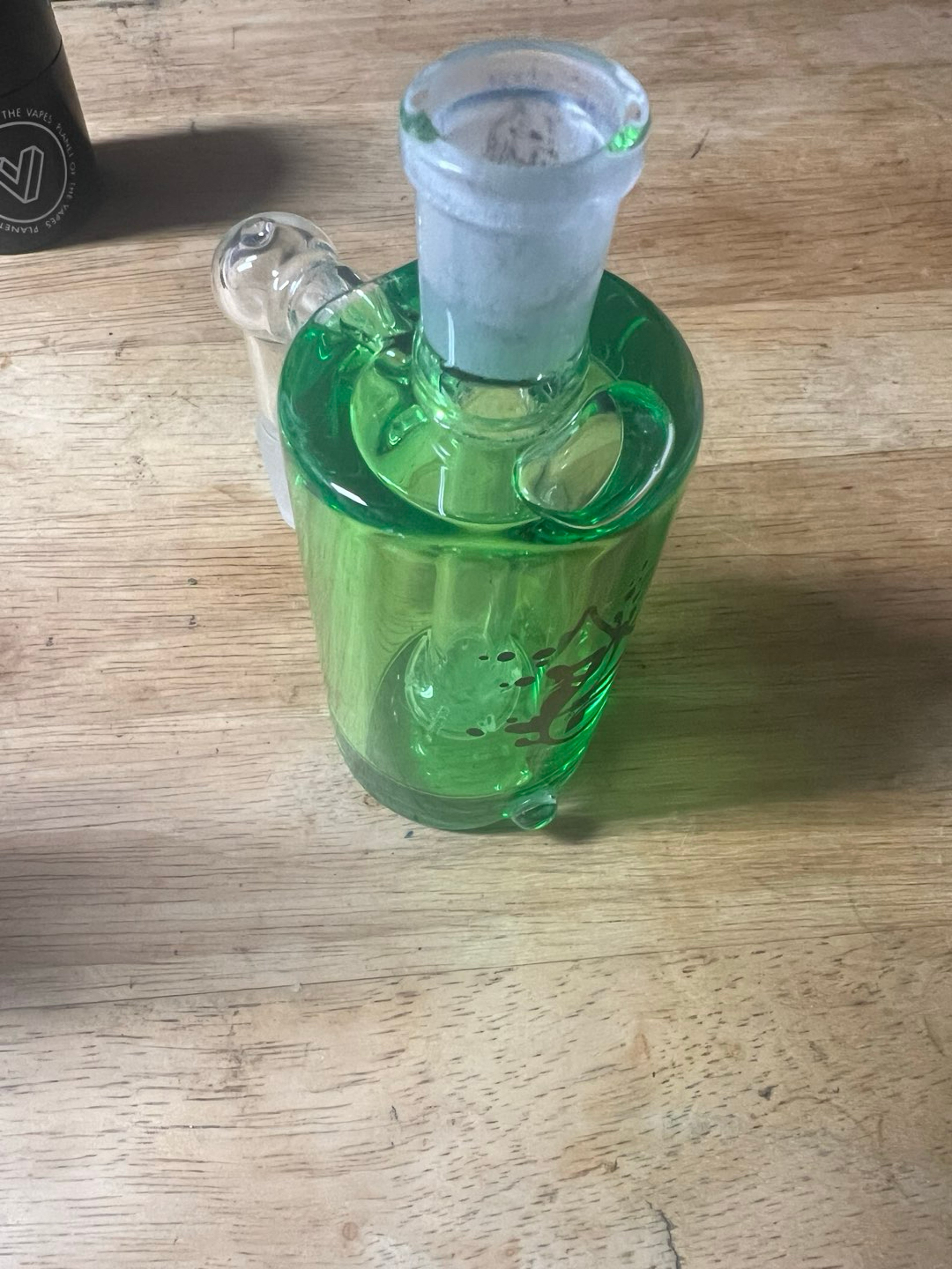 Green glycerin filled ash catcher 14m image 0