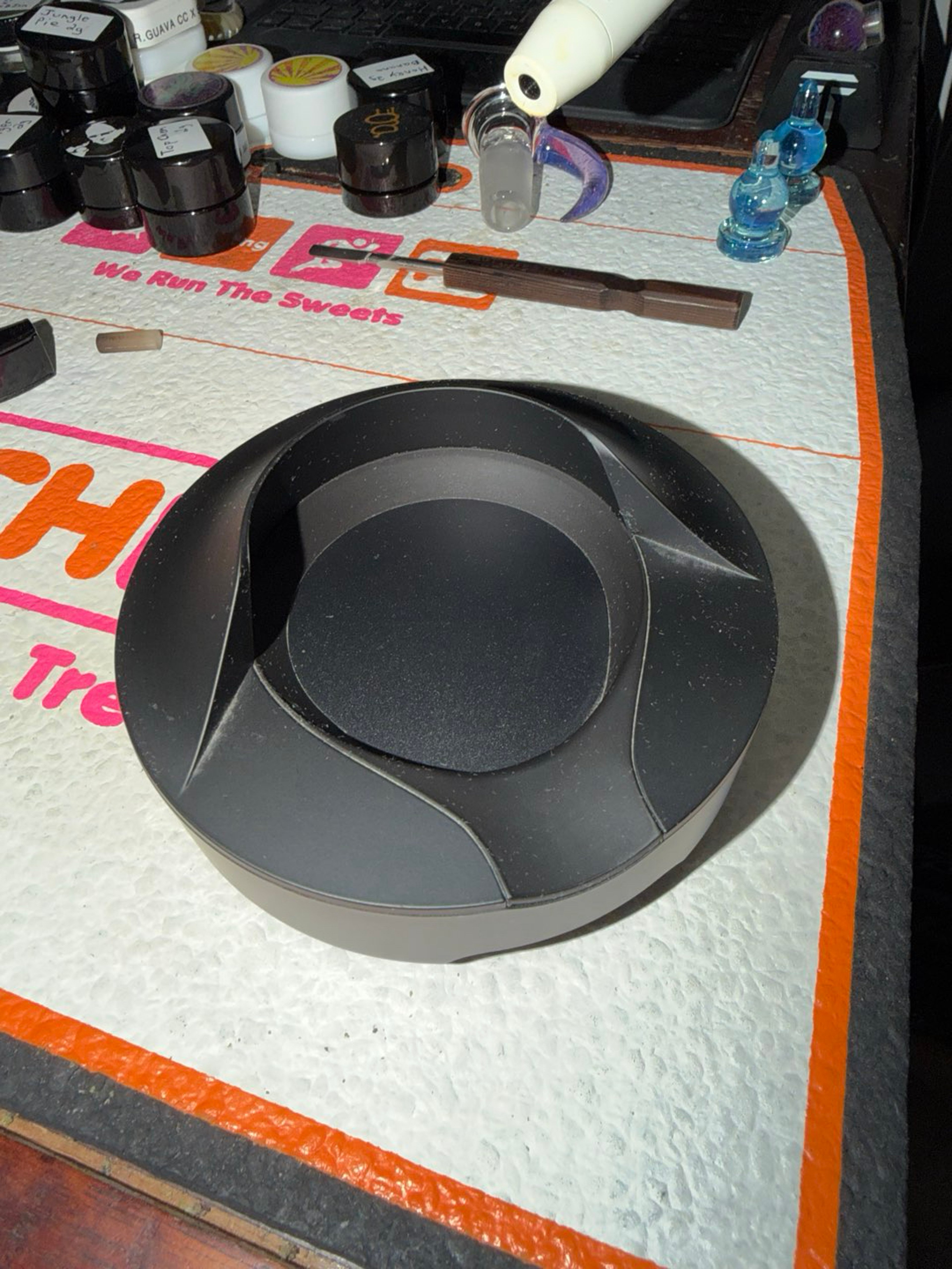 Preview pic of Puffco Peak Pro Power Dock