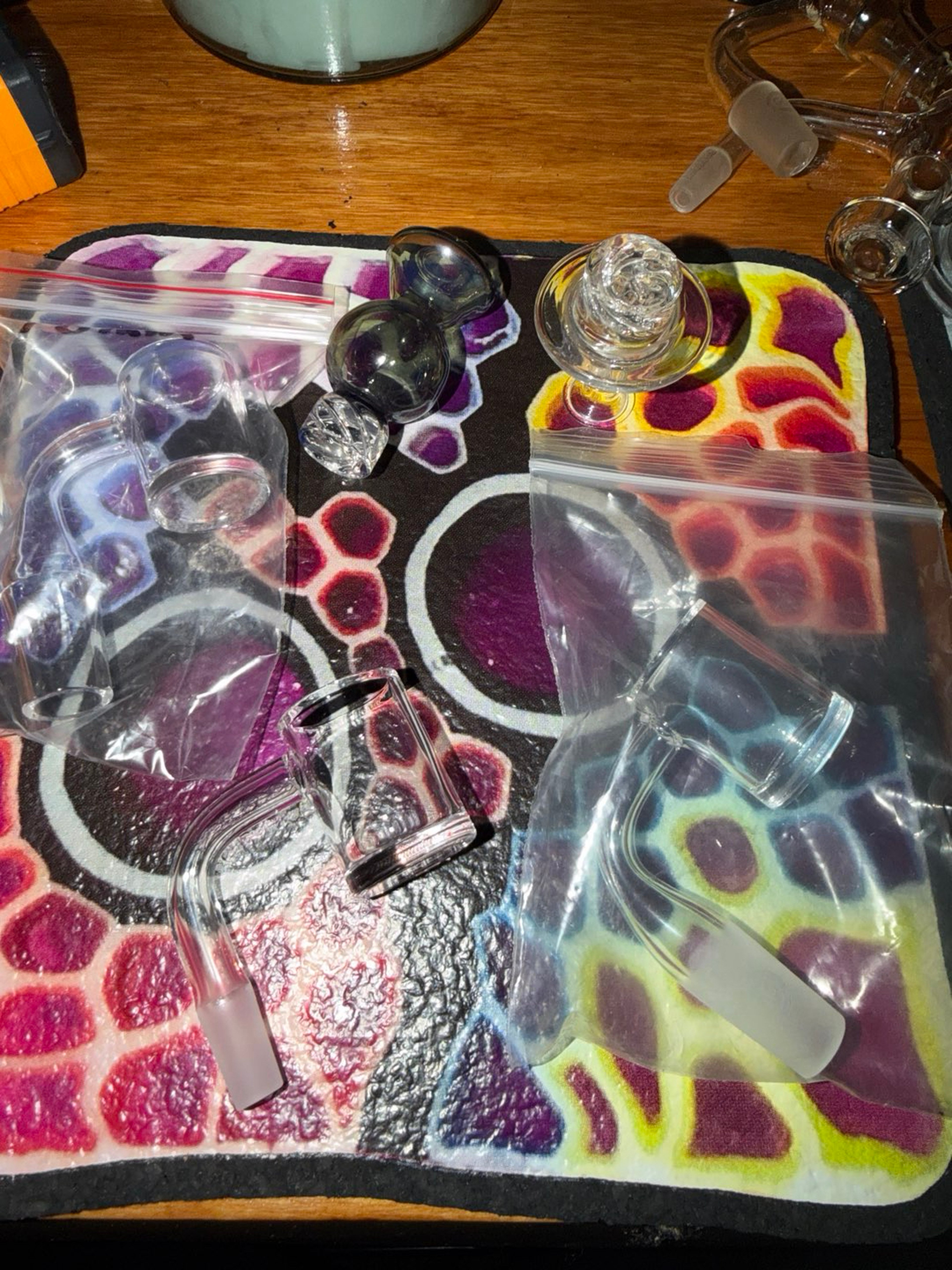 Preview pic of Greek Glass Banger Bucket set