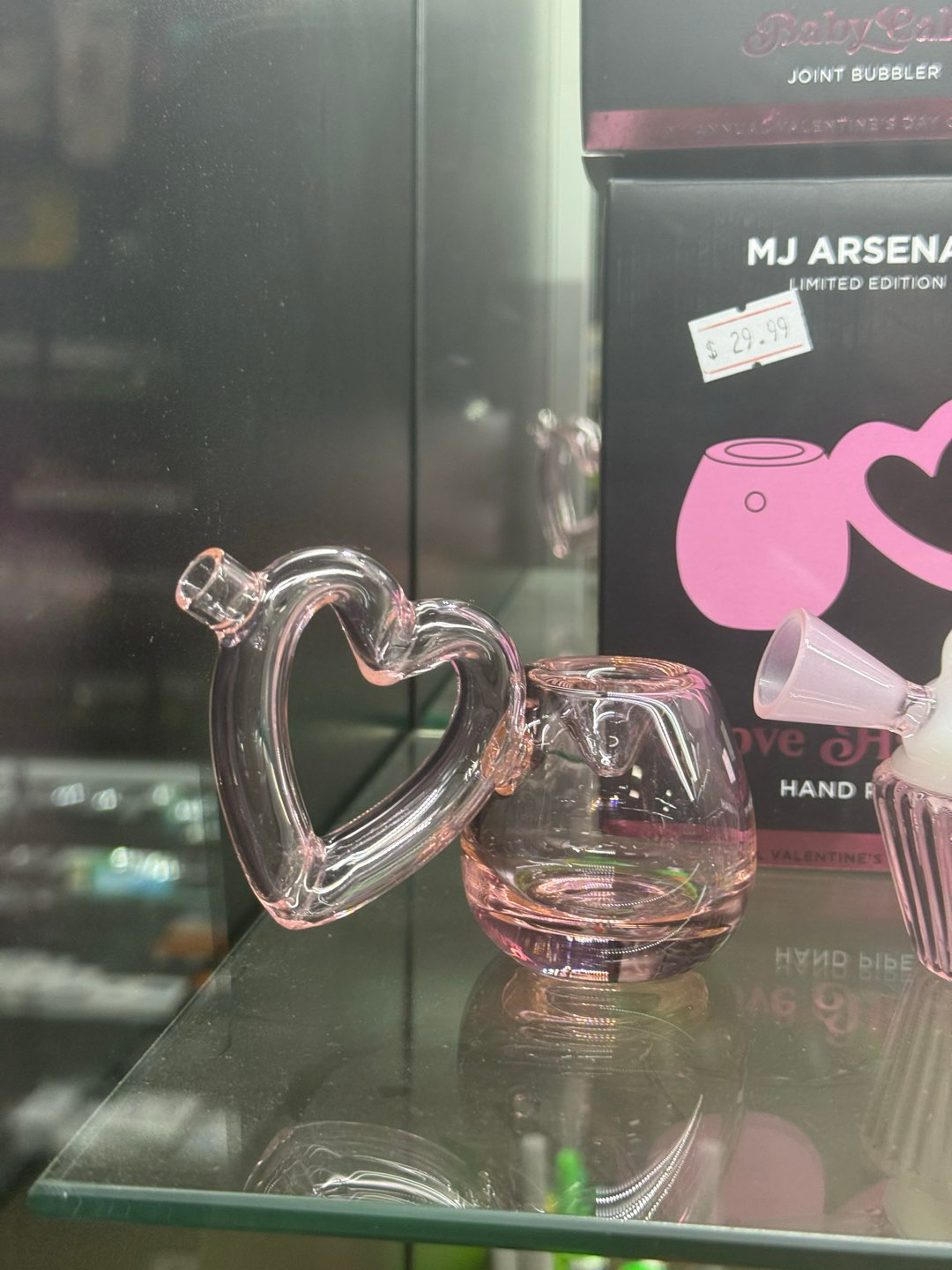 Love handle hand pipe mj arsenal image 0