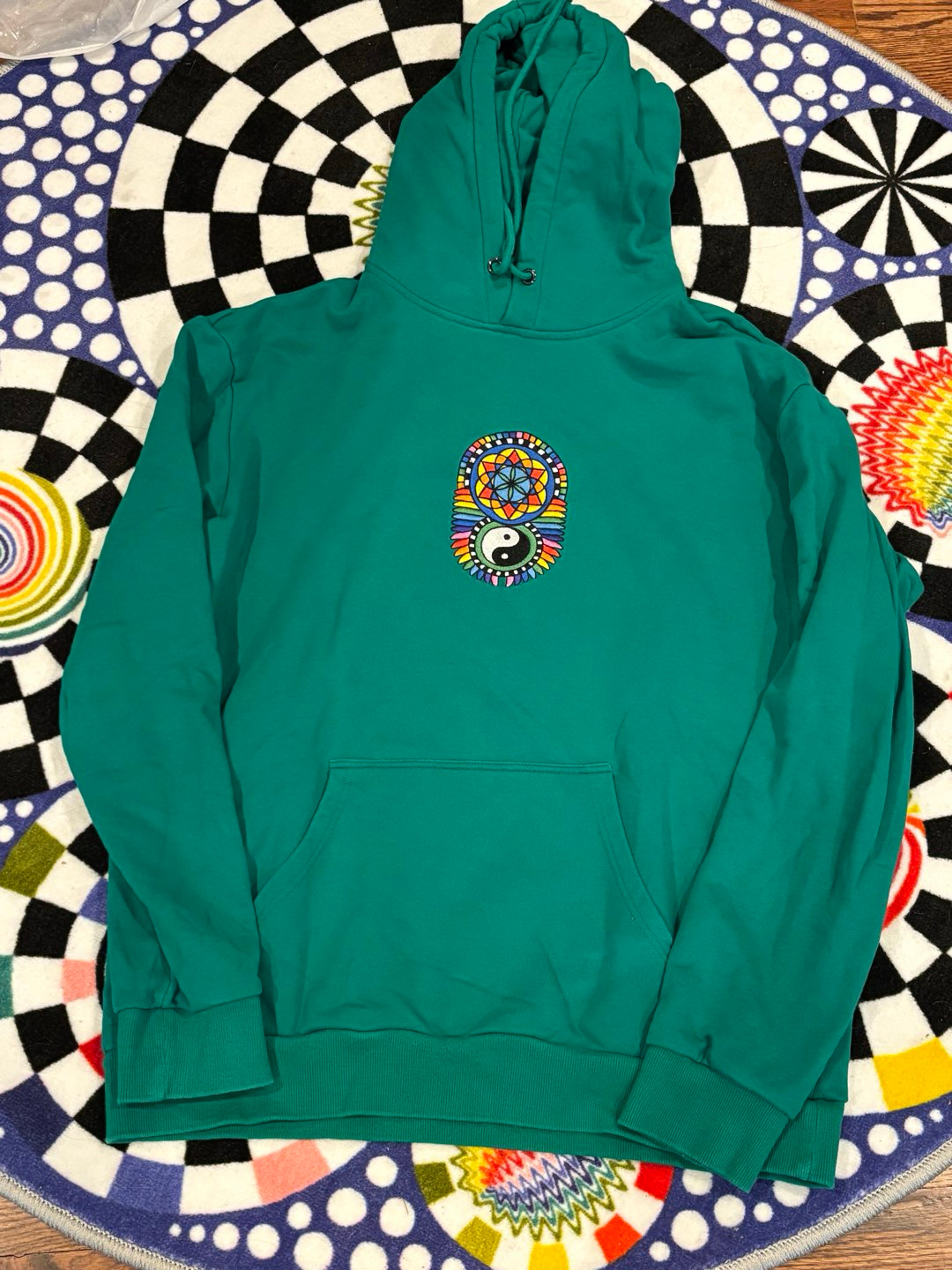 Preview pic of Whatever forever gz1 x wjc hoodie sz XL