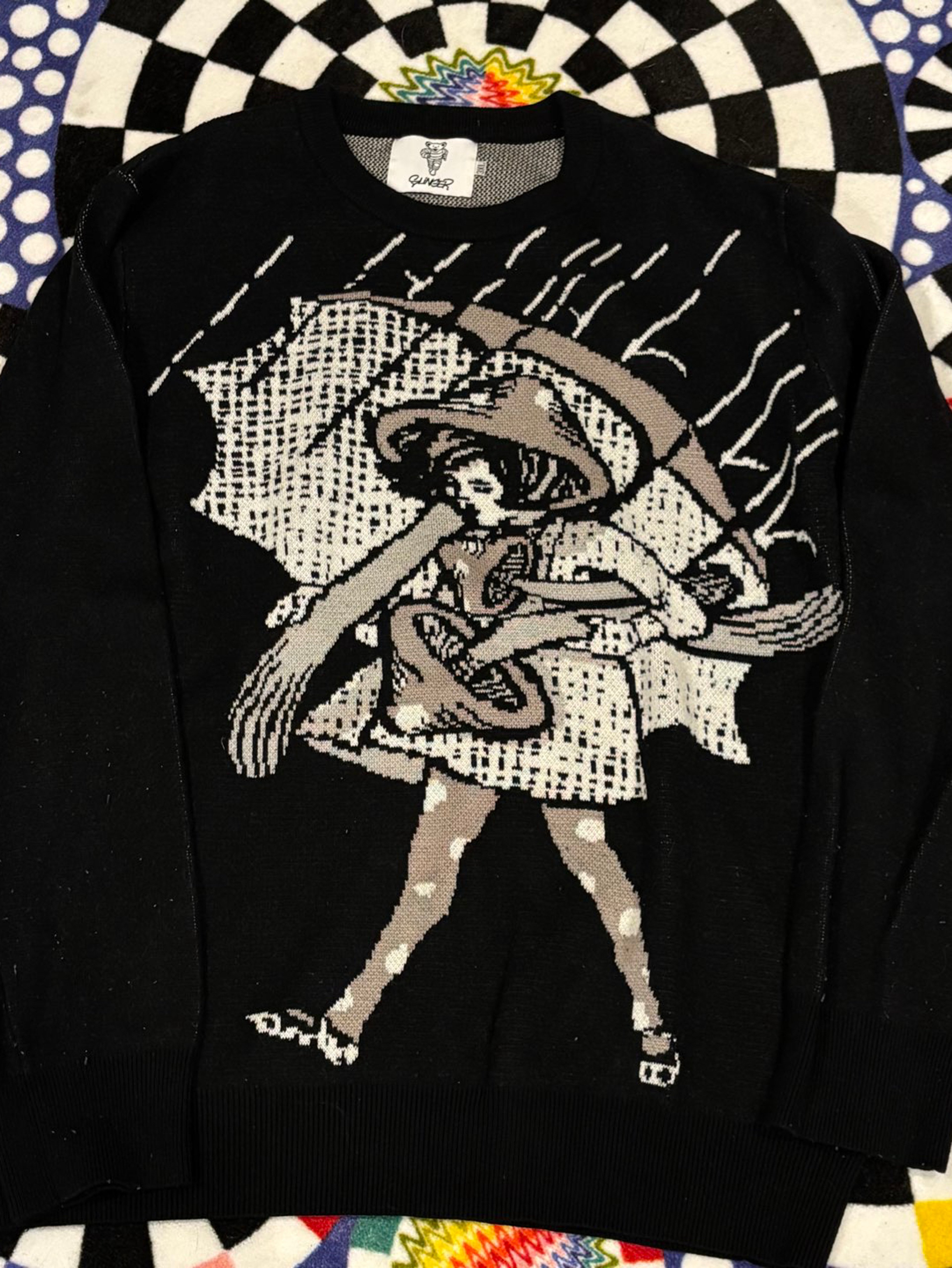 Preview pic of Slinger mushroom slinger assault girl sweater sz xxxl