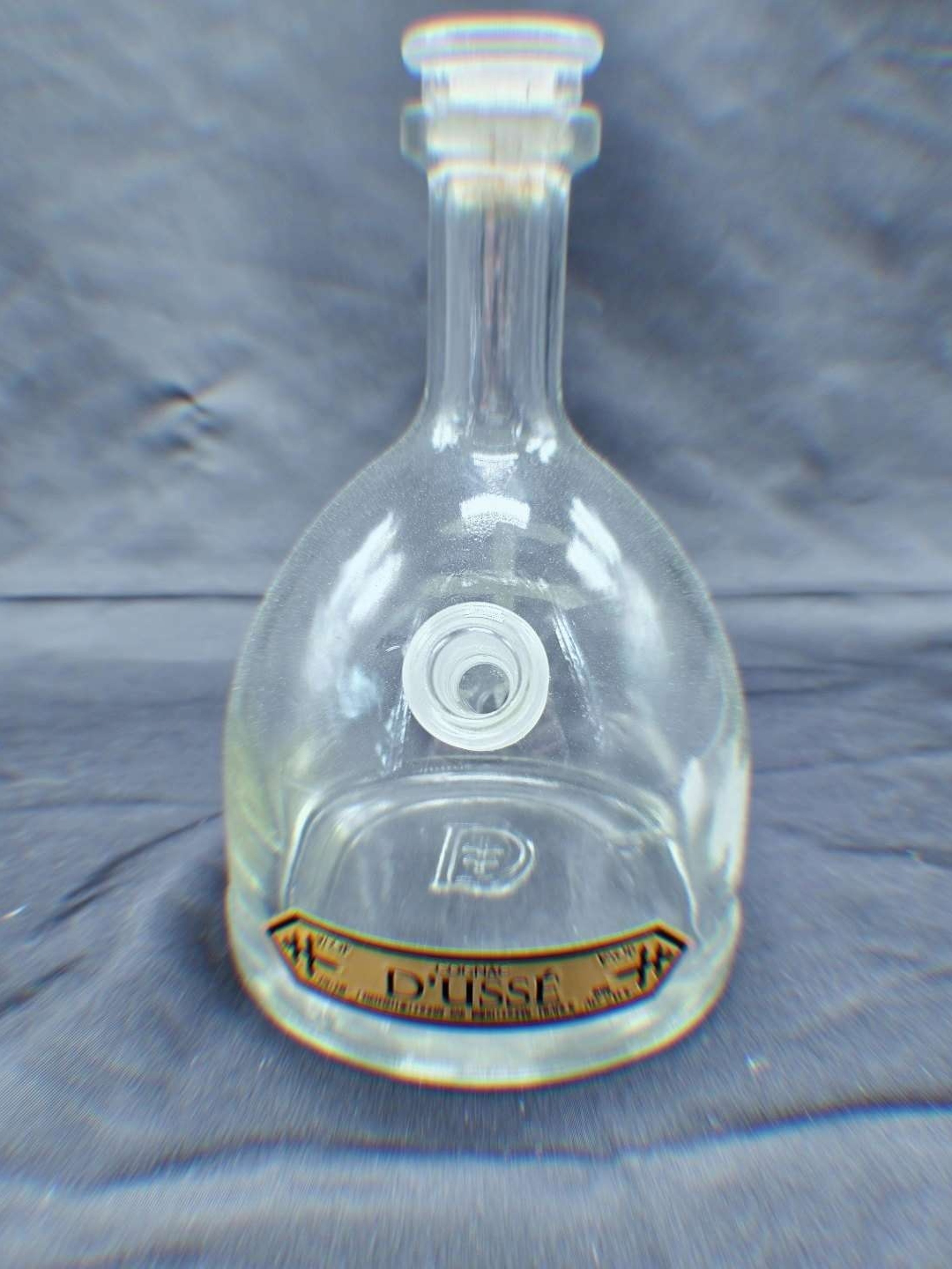 Preview pic of Cognac Bottle Bong