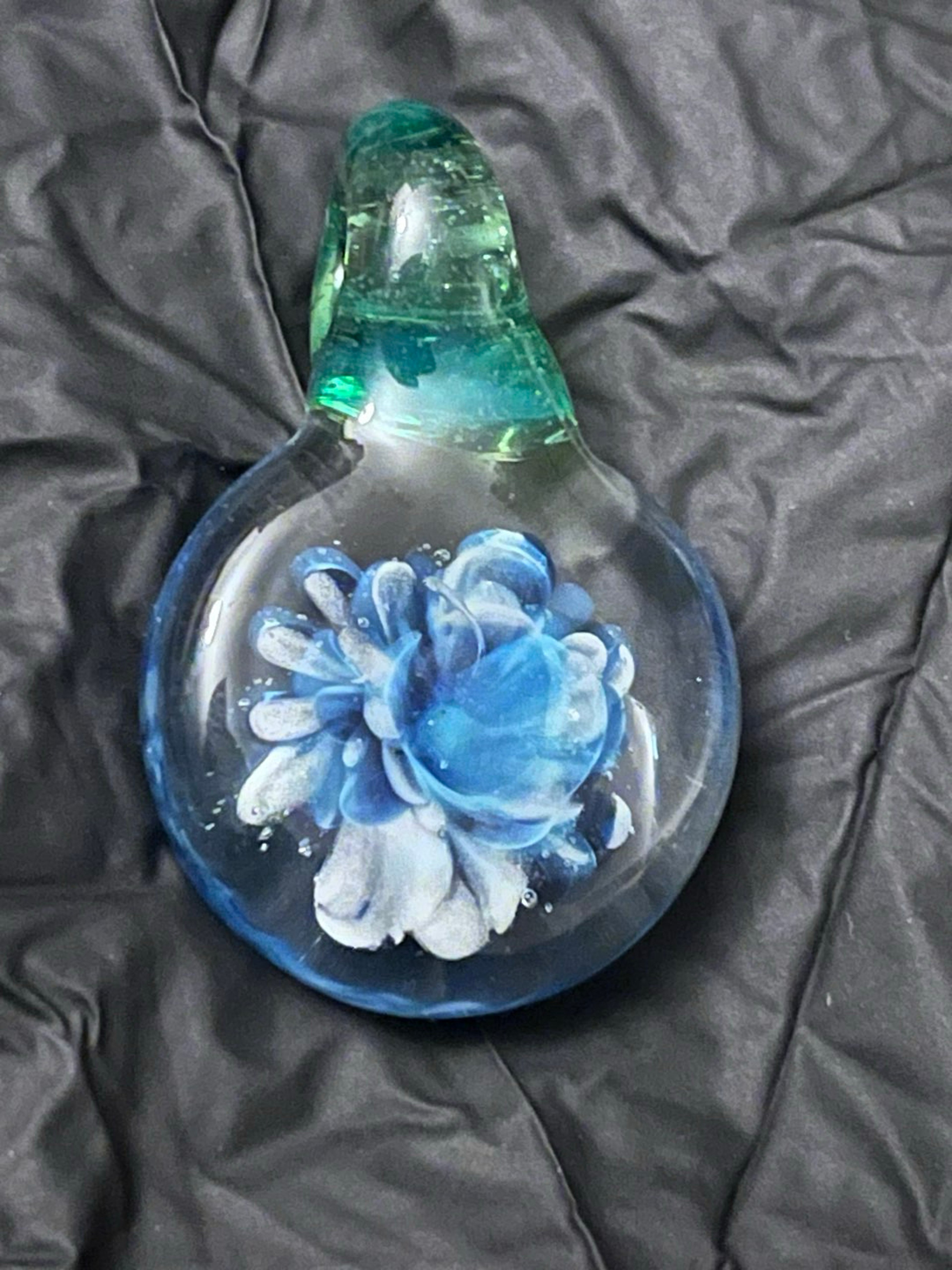 Blue and White pendant image 0