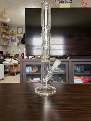 Preview pic of Straight Tube Bong