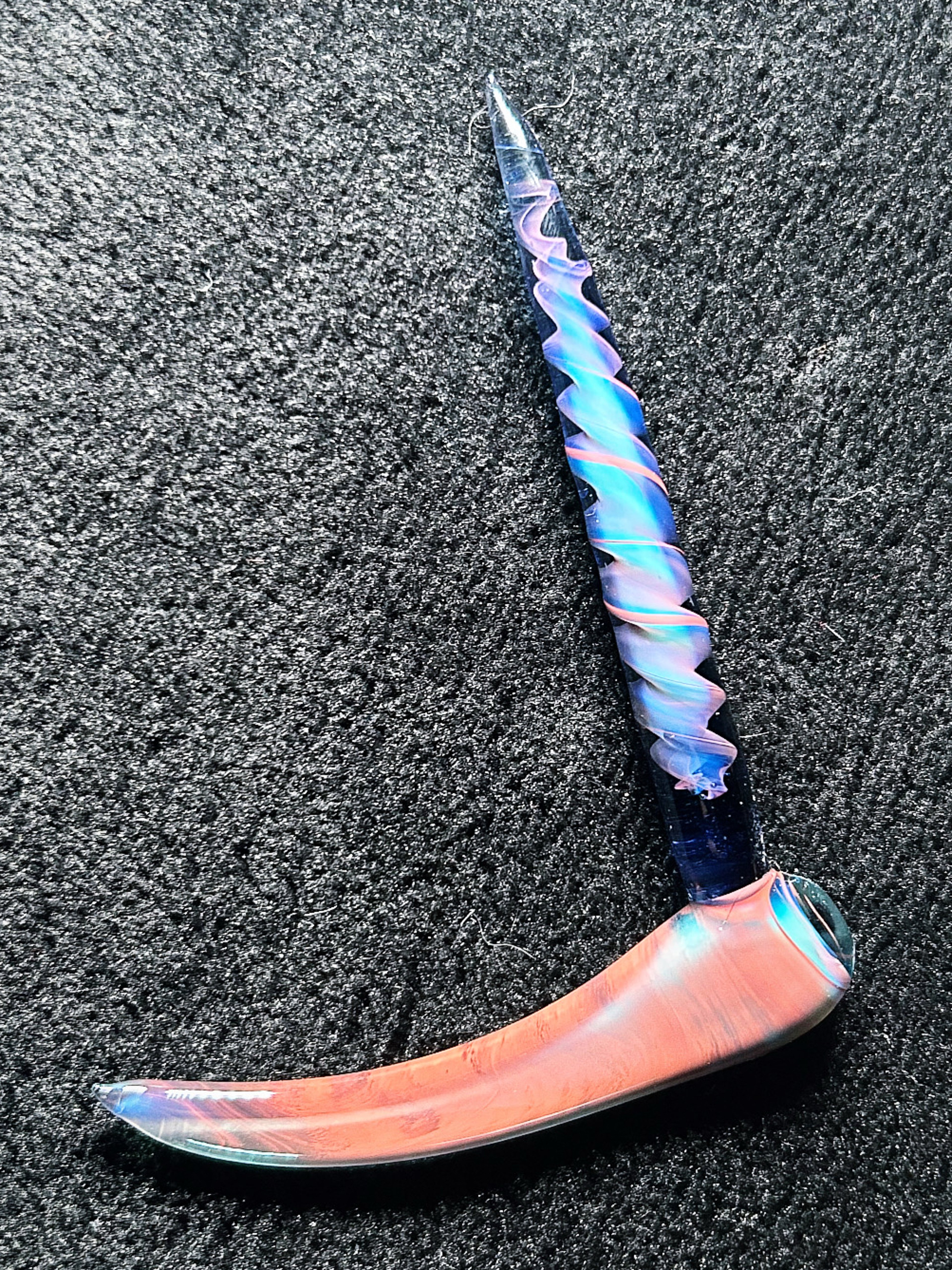 Preview pic of MarvinsGlass024 No Reserve Auction! 🧞‍♂️
