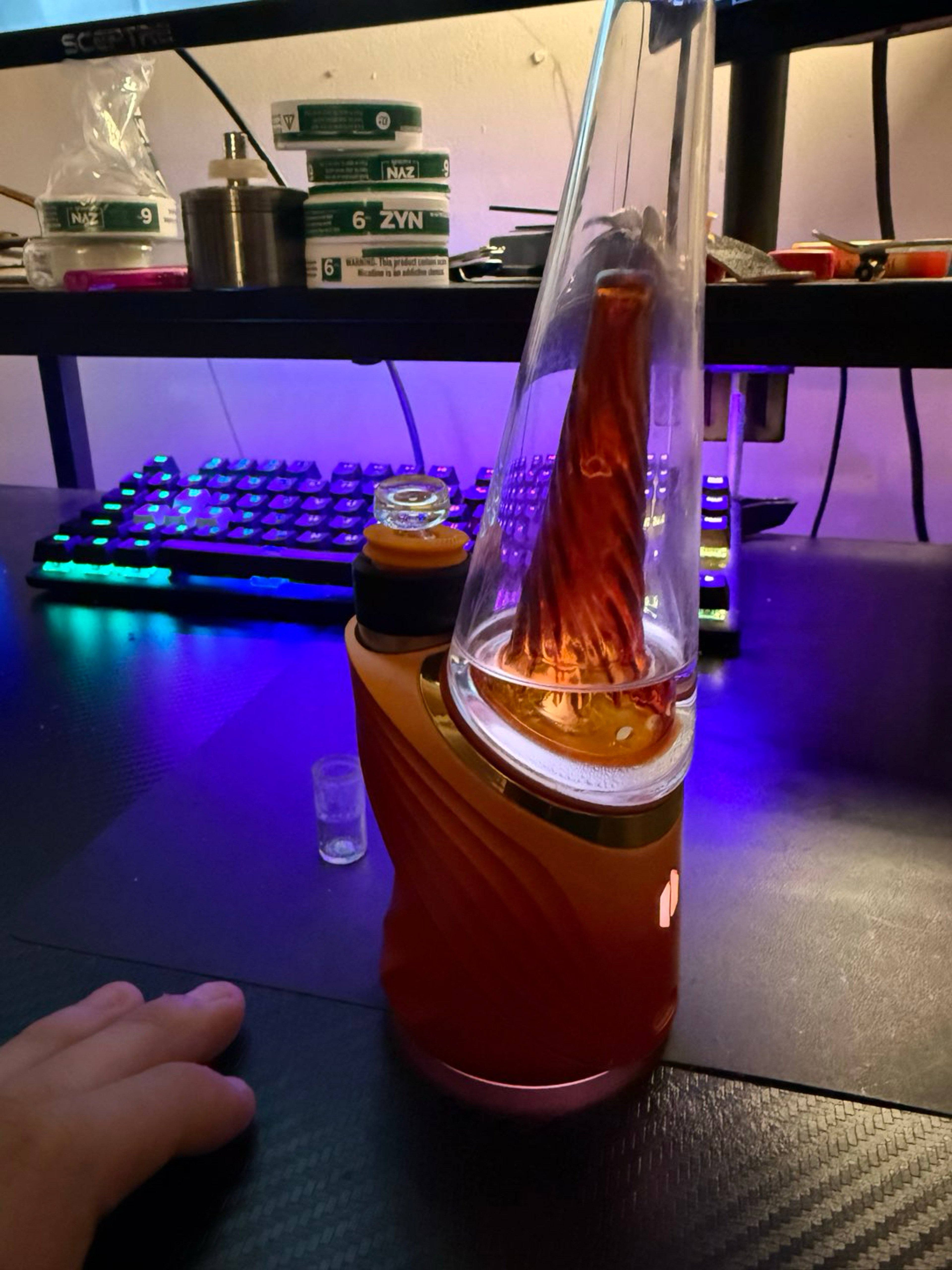 Preview pic of Puffco Peak Pro *DayBreak*